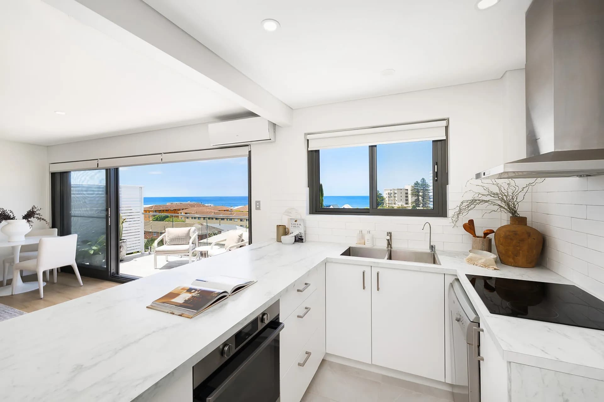 13/18 Ramsay Street, Collaroy - Thumbnail 3