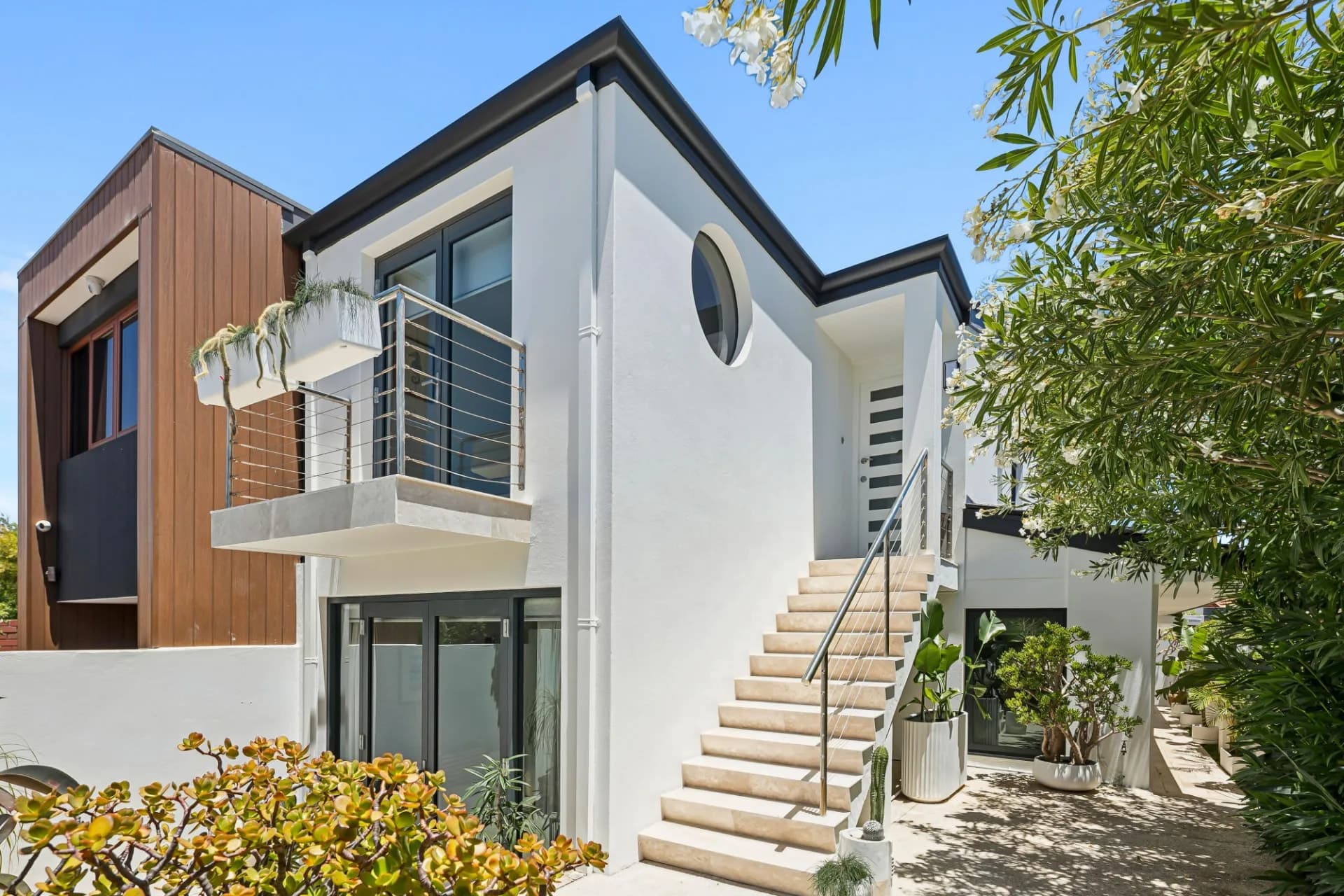 31D Curtin Avenue, Cottesloe - Image 1