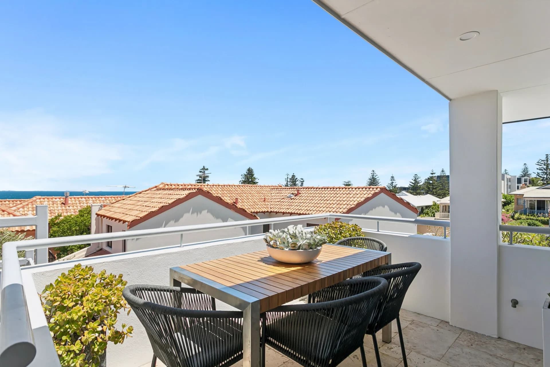 31D Curtin Avenue, Cottesloe - Thumbnail 6