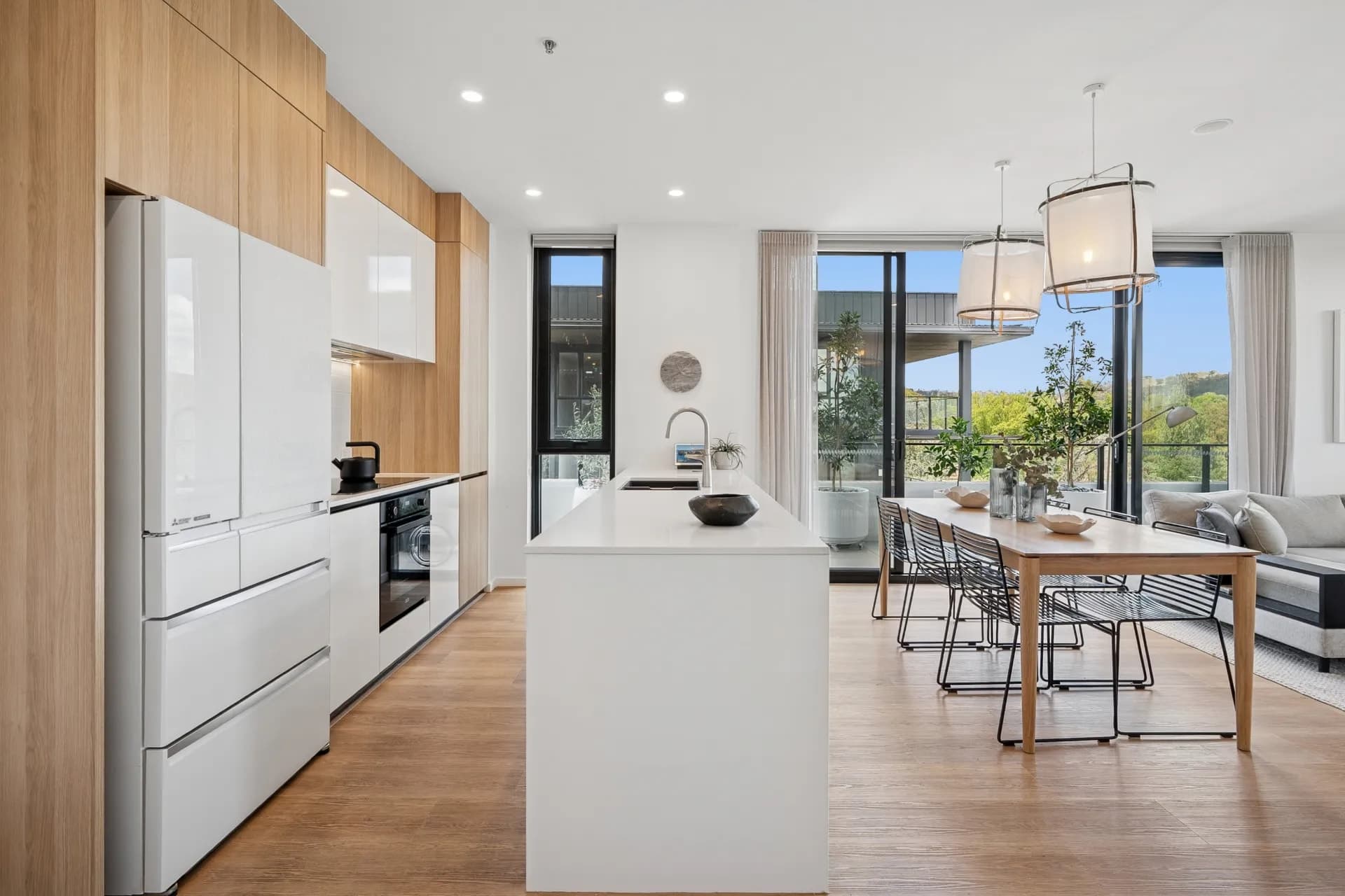 145/19 Captain Cook Crescent, Griffith - Thumbnail 4