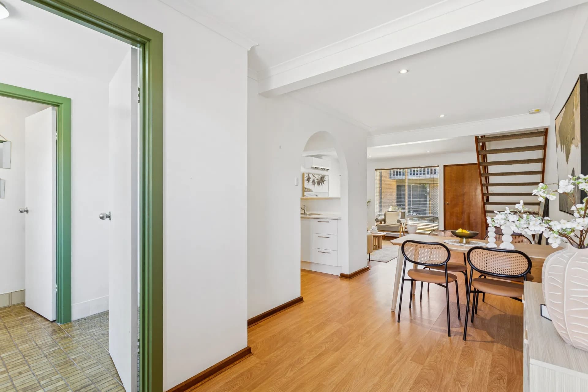 4/4 Broad  Street, Marden - Thumbnail 8