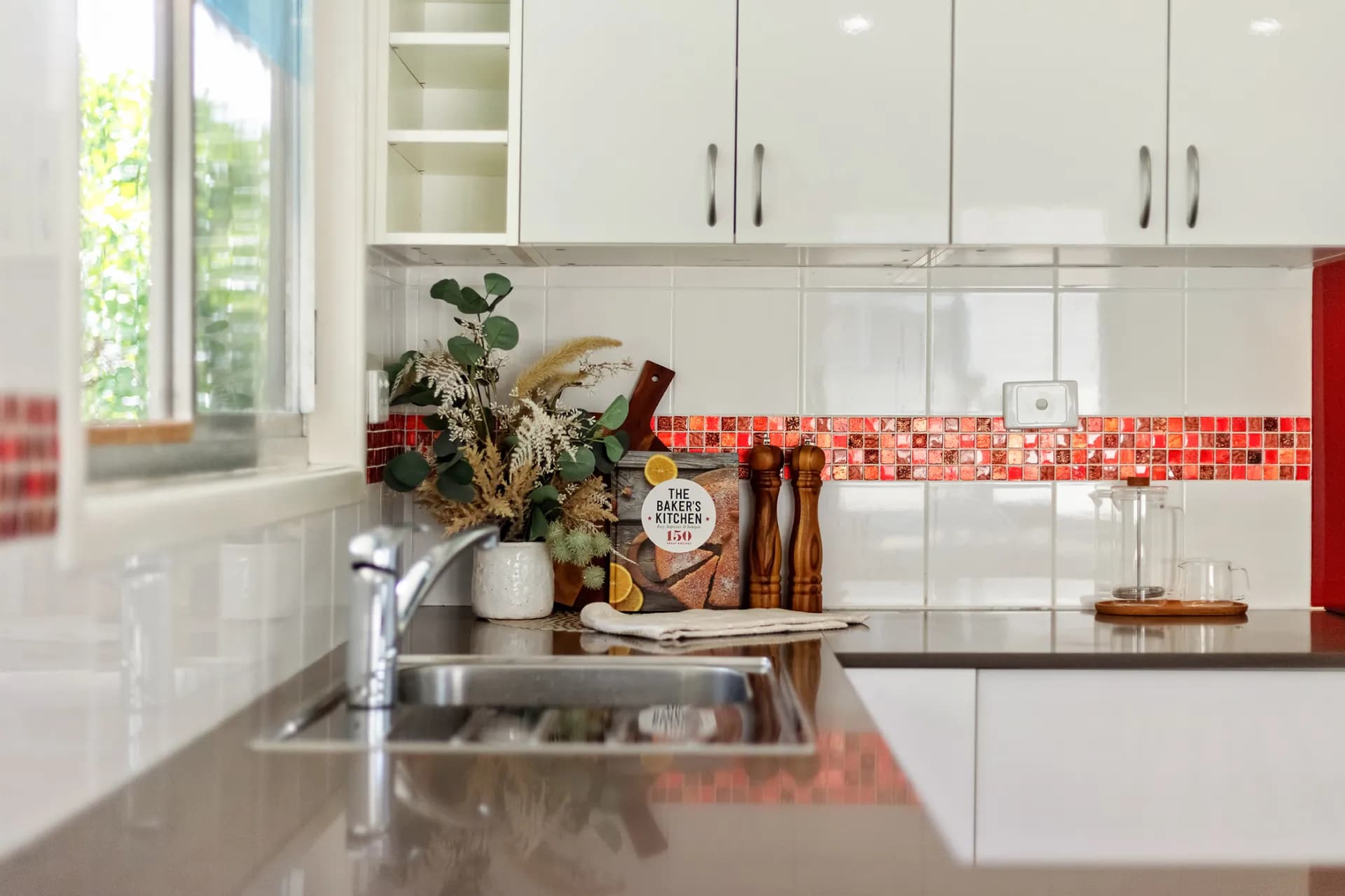 101 Olearia  Street West, Everton Hills - Thumbnail 5