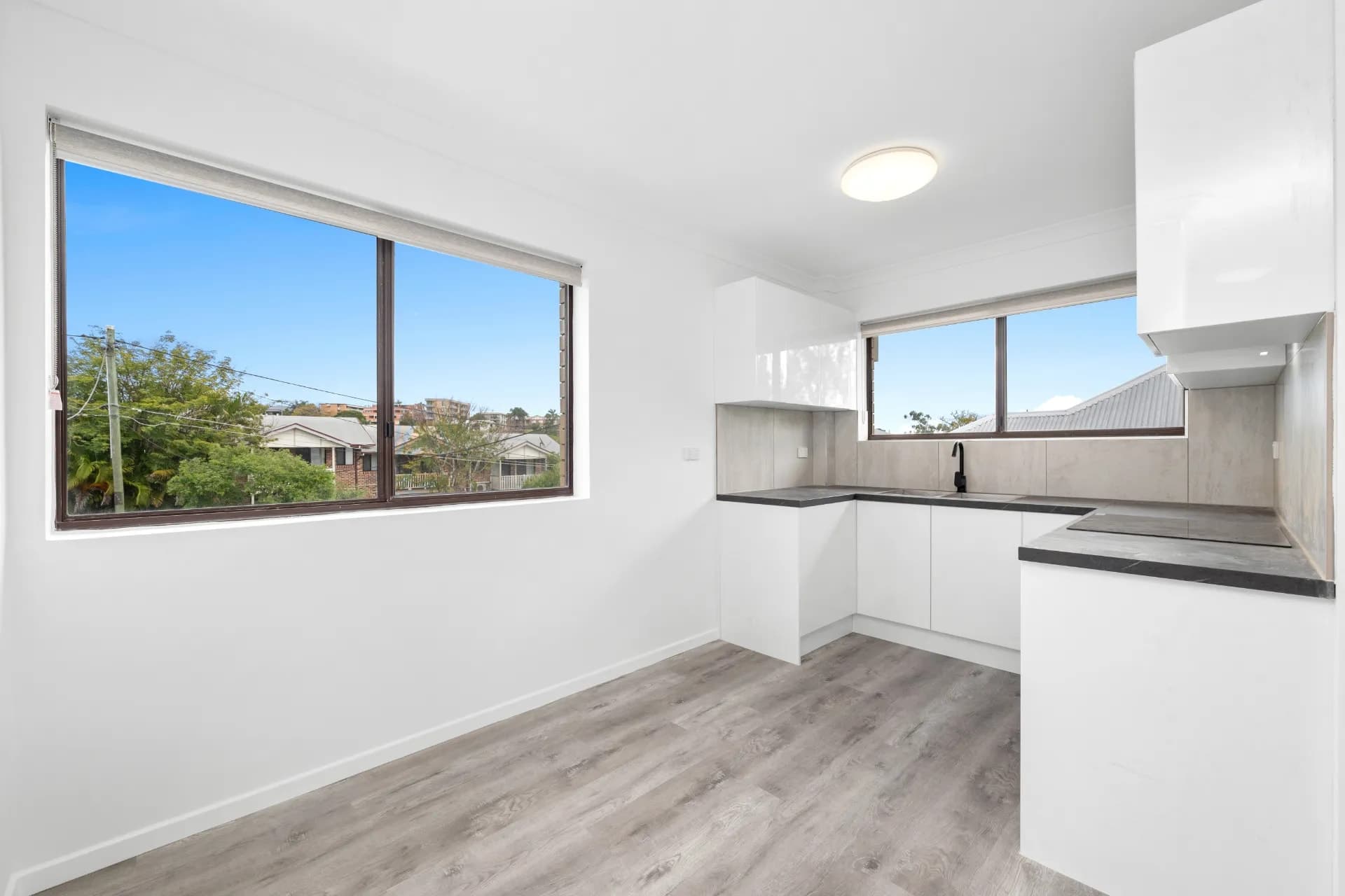 2/11 Newton Street, Coorparoo - Thumbnail 6