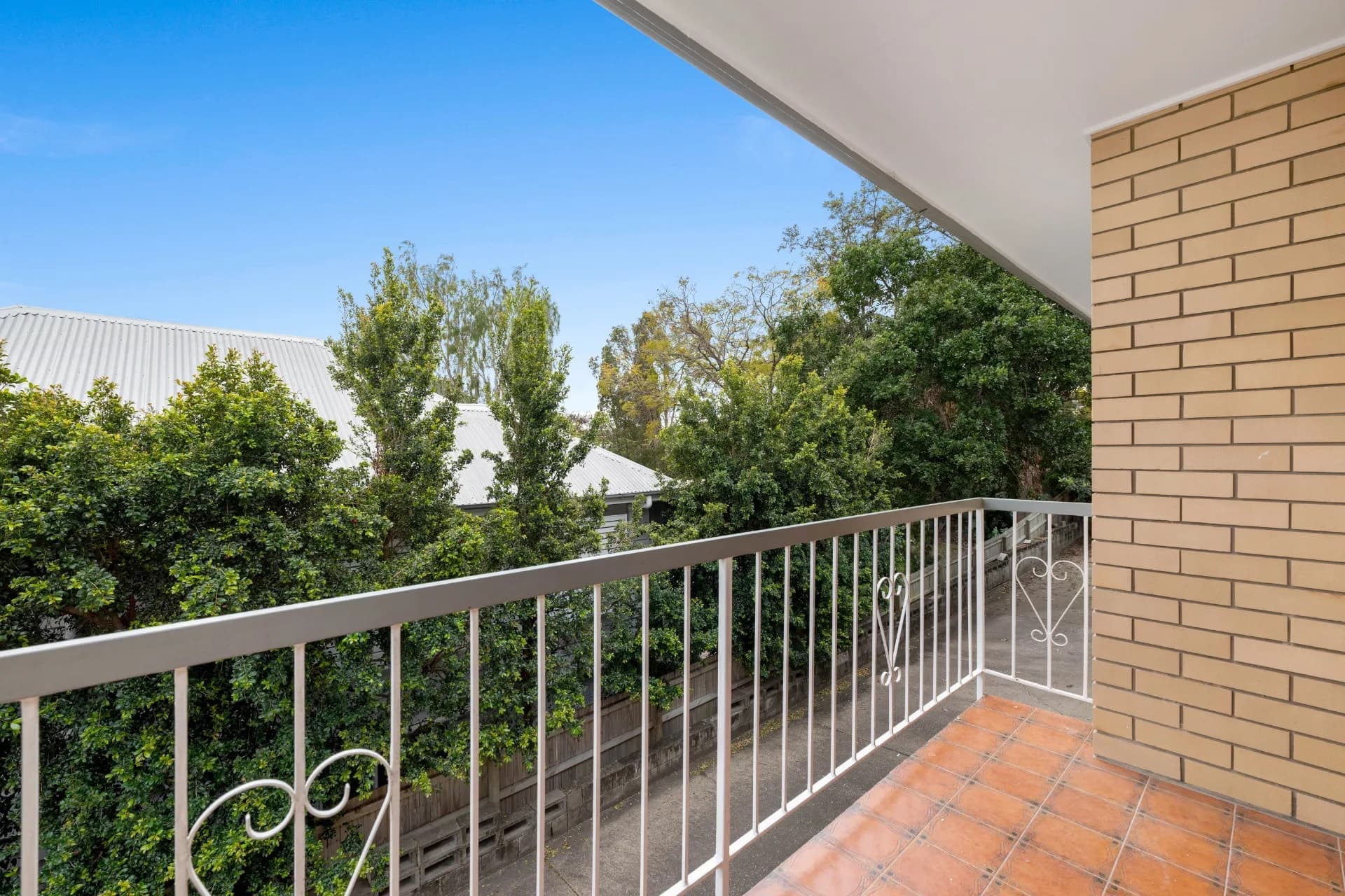 2/11 Newton Street, Coorparoo - Thumbnail 8