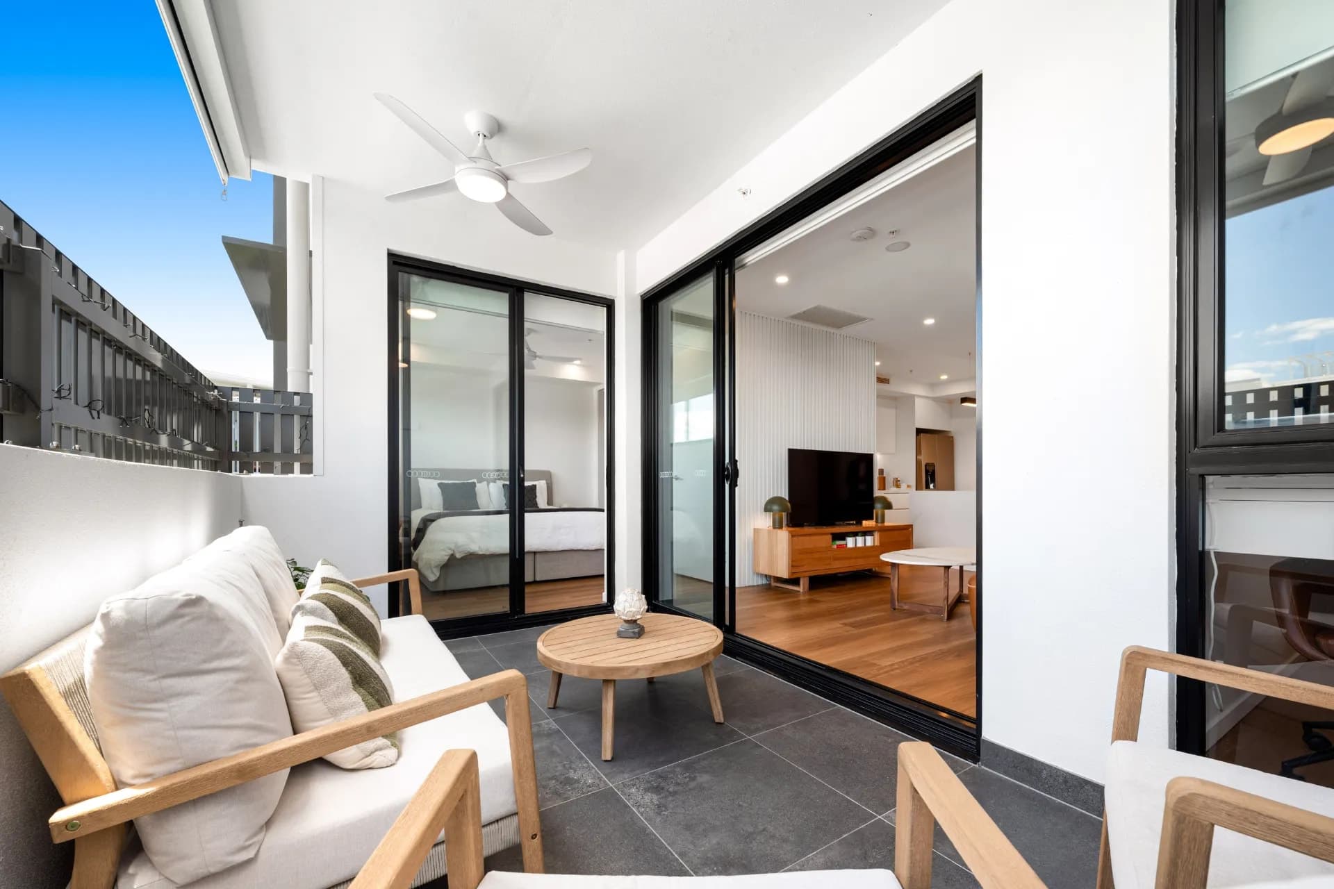 303/52 Mayhew Street, Sherwood - Thumbnail 6