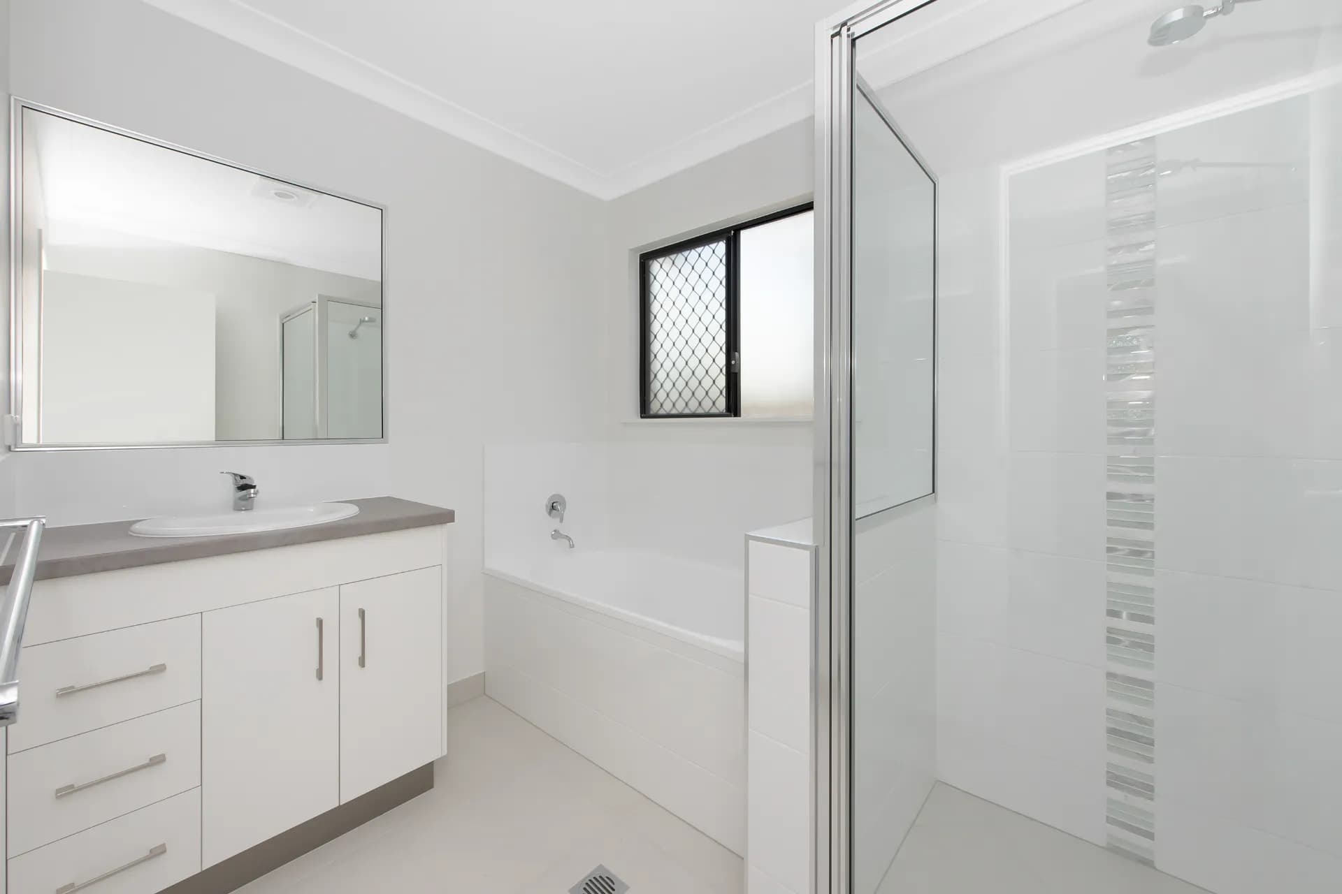 13 Peel Street, Garbutt - Thumbnail 2