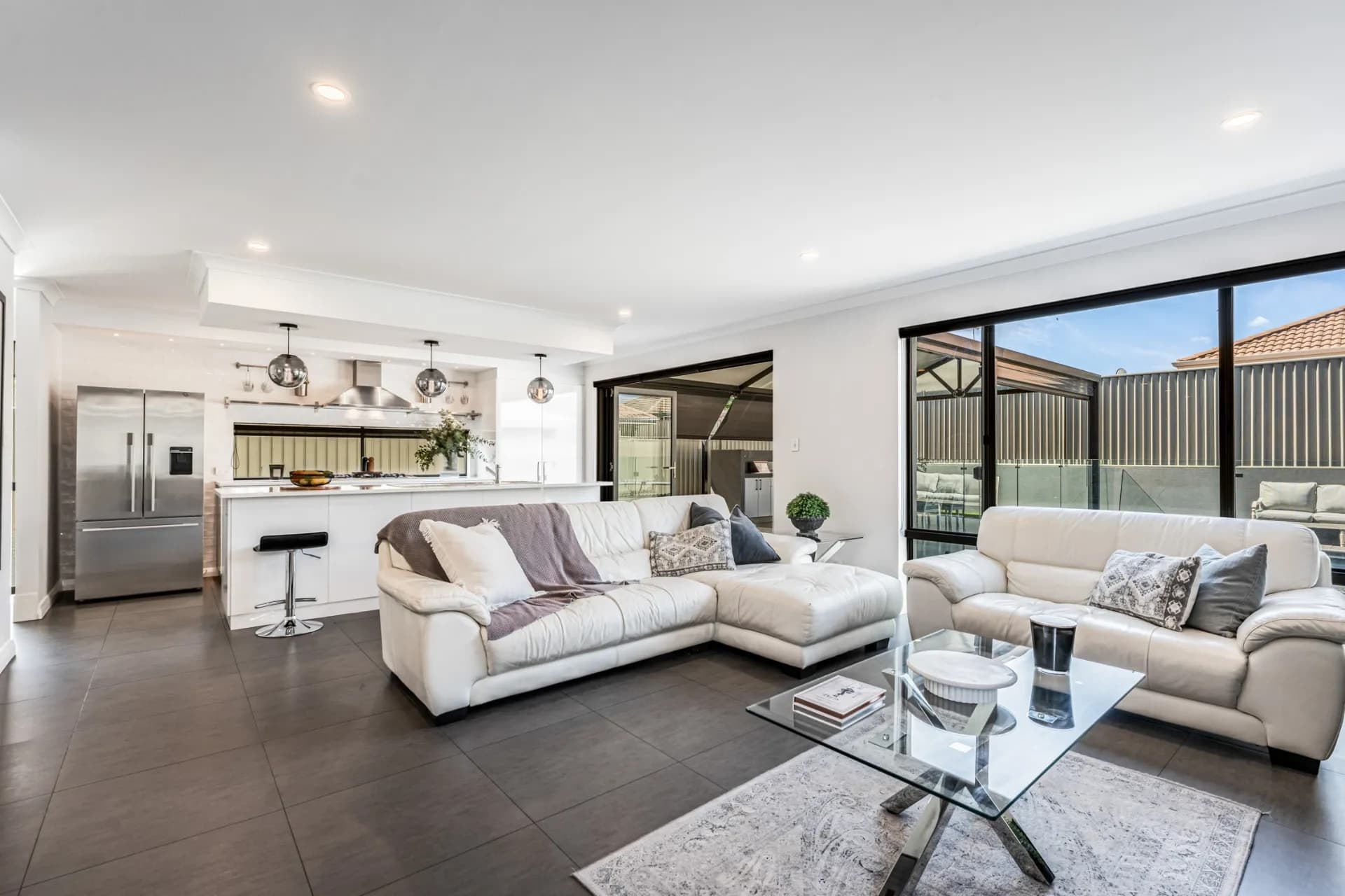 6 Litchfield Circle, Wandi - Thumbnail 3