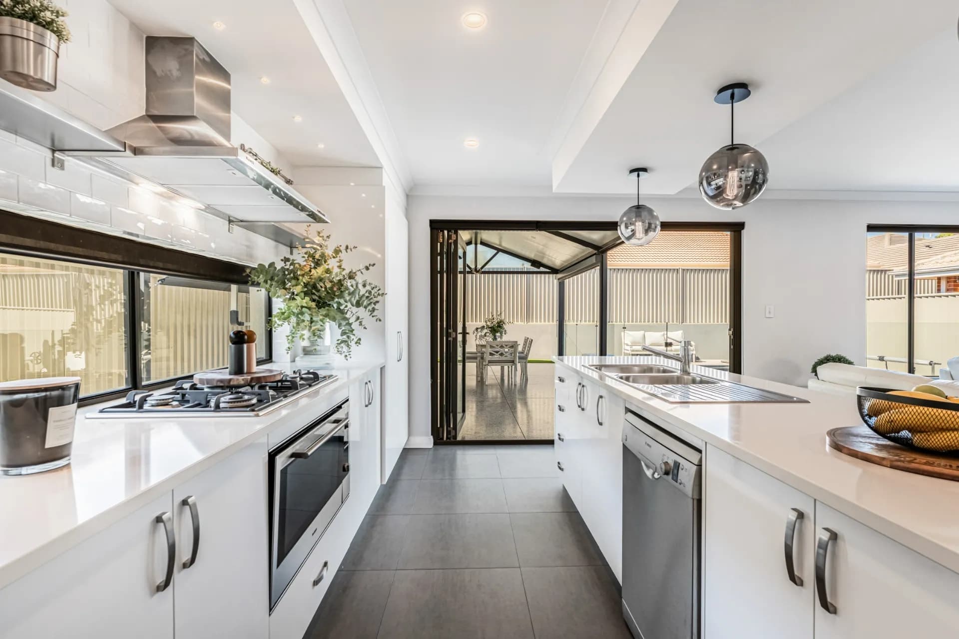 6 Litchfield Circle, Wandi - Thumbnail 6