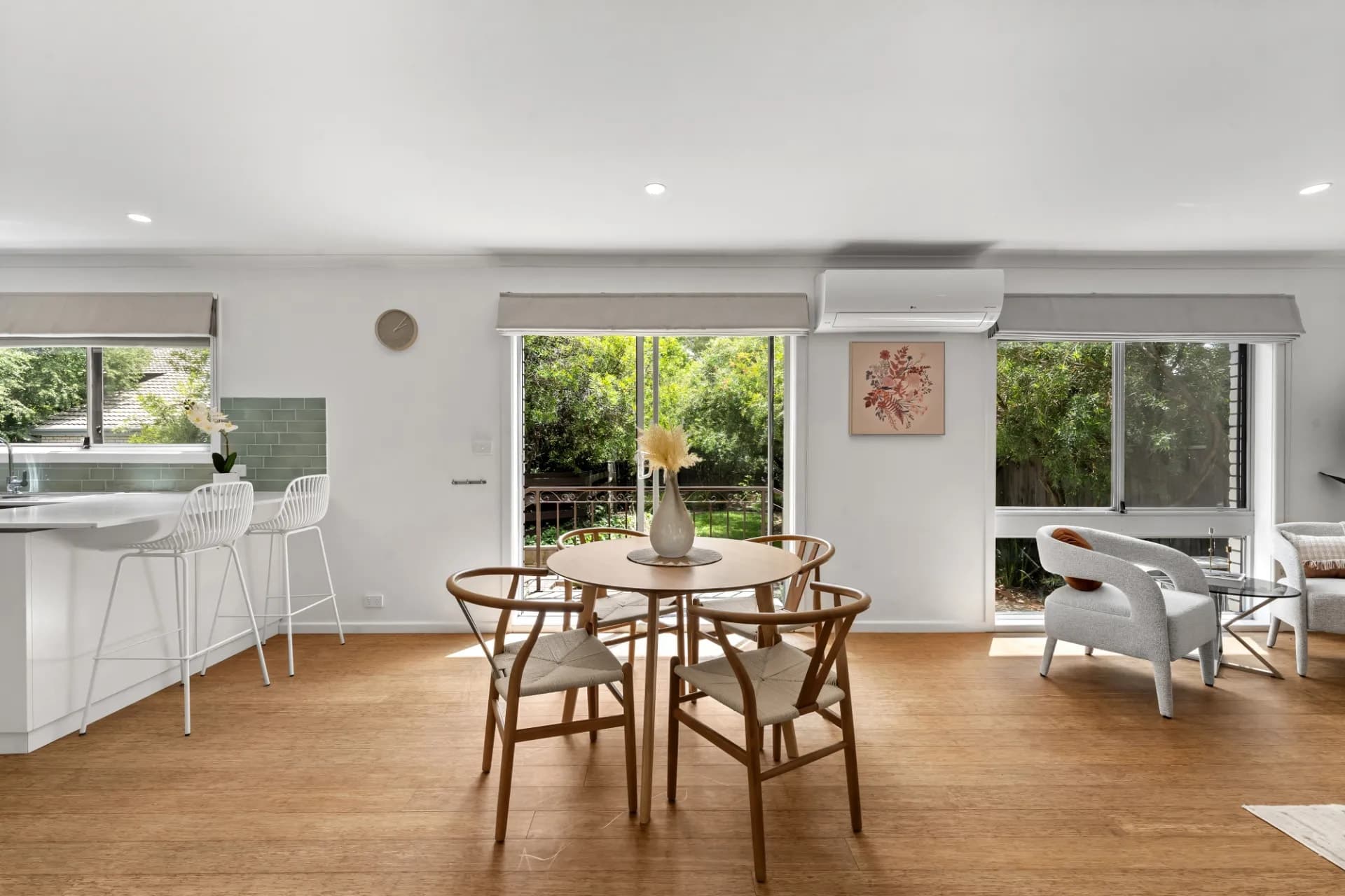 52 Dexter Street, Cook - Thumbnail 2