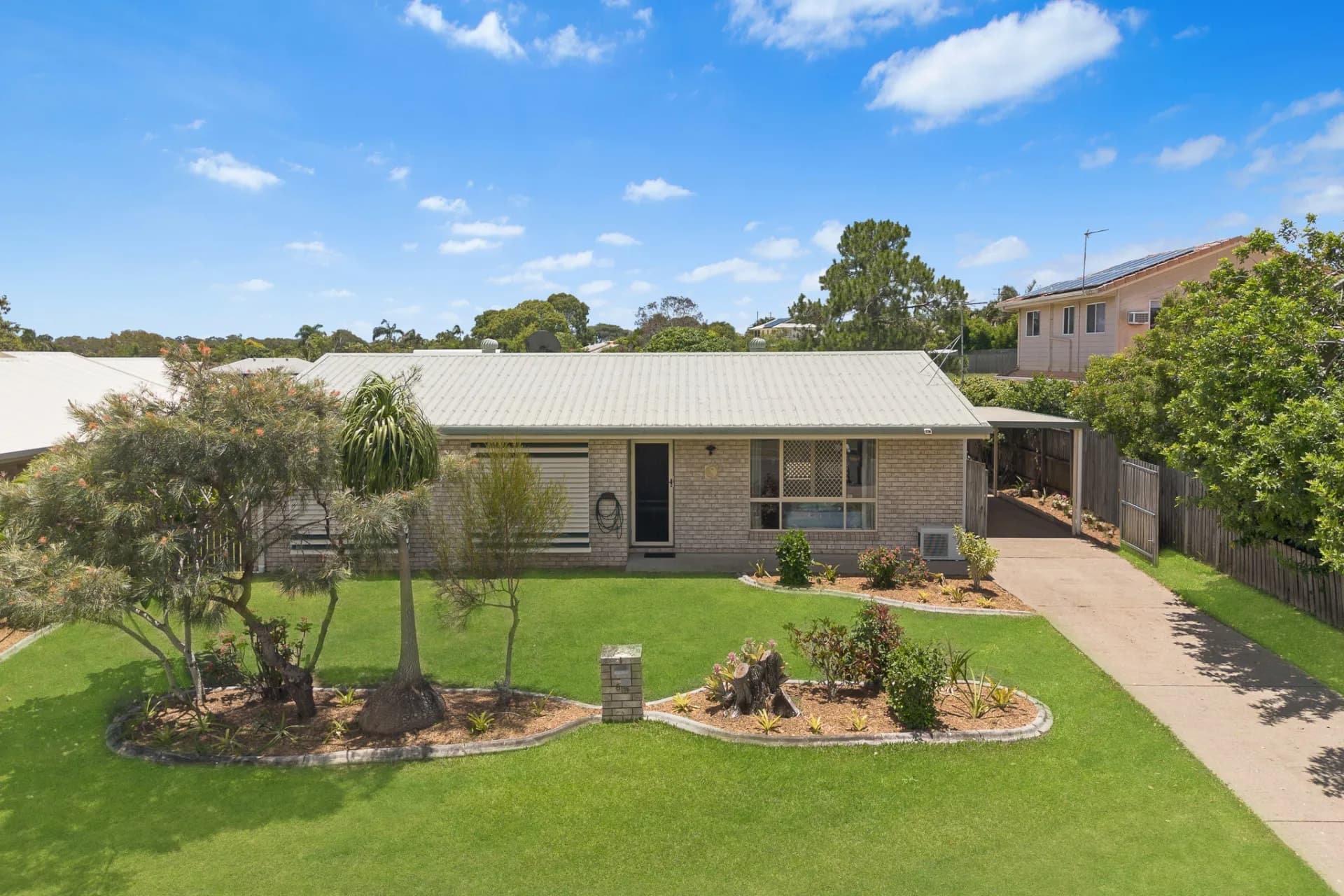 53 Banksia Street, Point Vernon, QLD, Point Vernon - Thumbnail 2