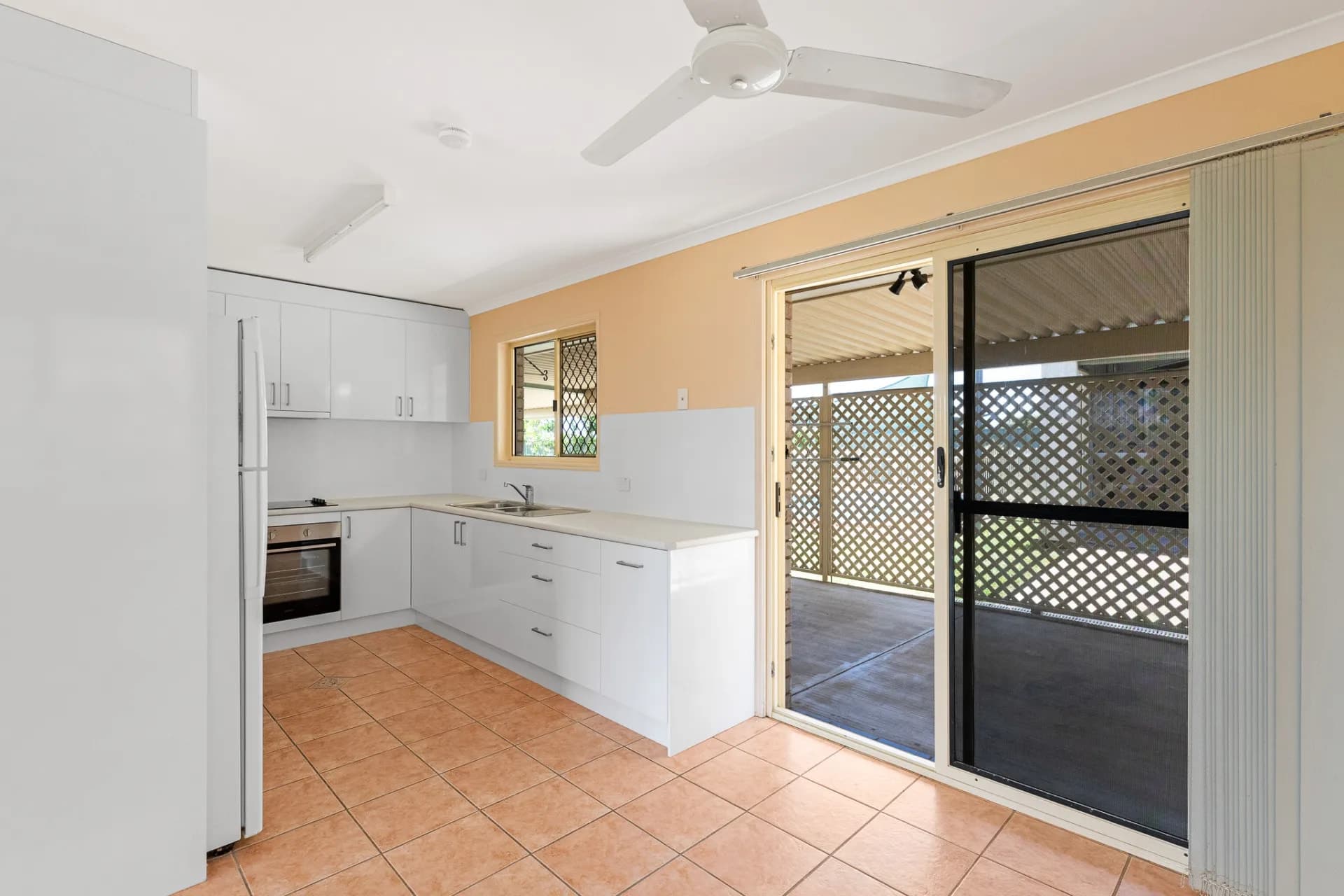 53 Banksia Street, Point Vernon, QLD, Point Vernon - Thumbnail 8