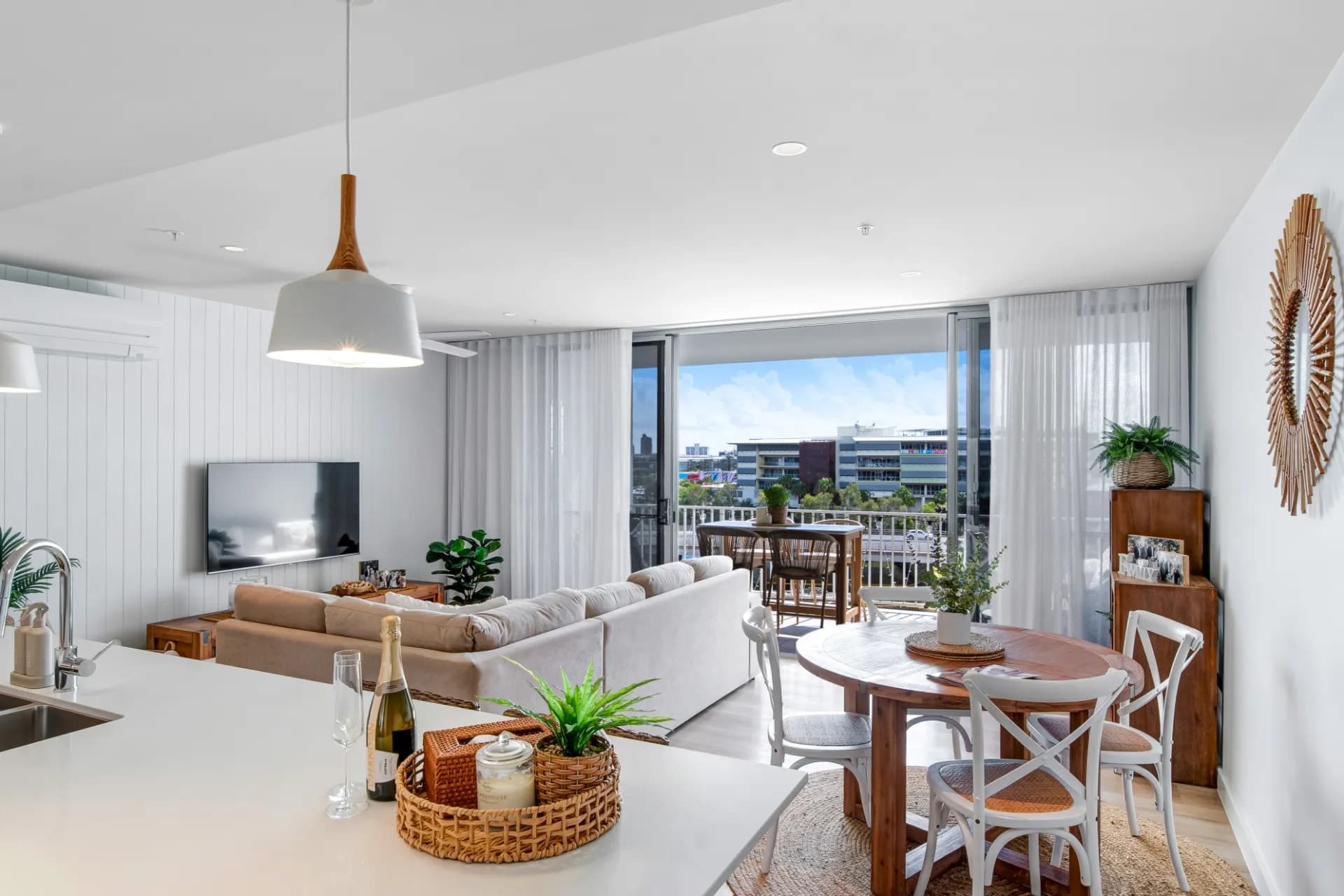 Unit 6507/6 Emporio Place, Maroochydore - Thumbnail 3