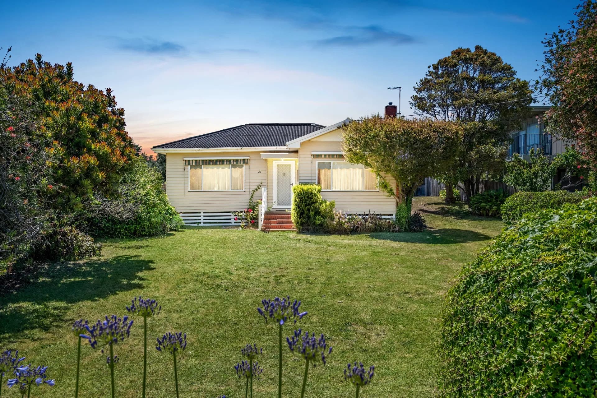 49 Boneo Road, Rosebud, VIC, Rosebud - Thumbnail 2
