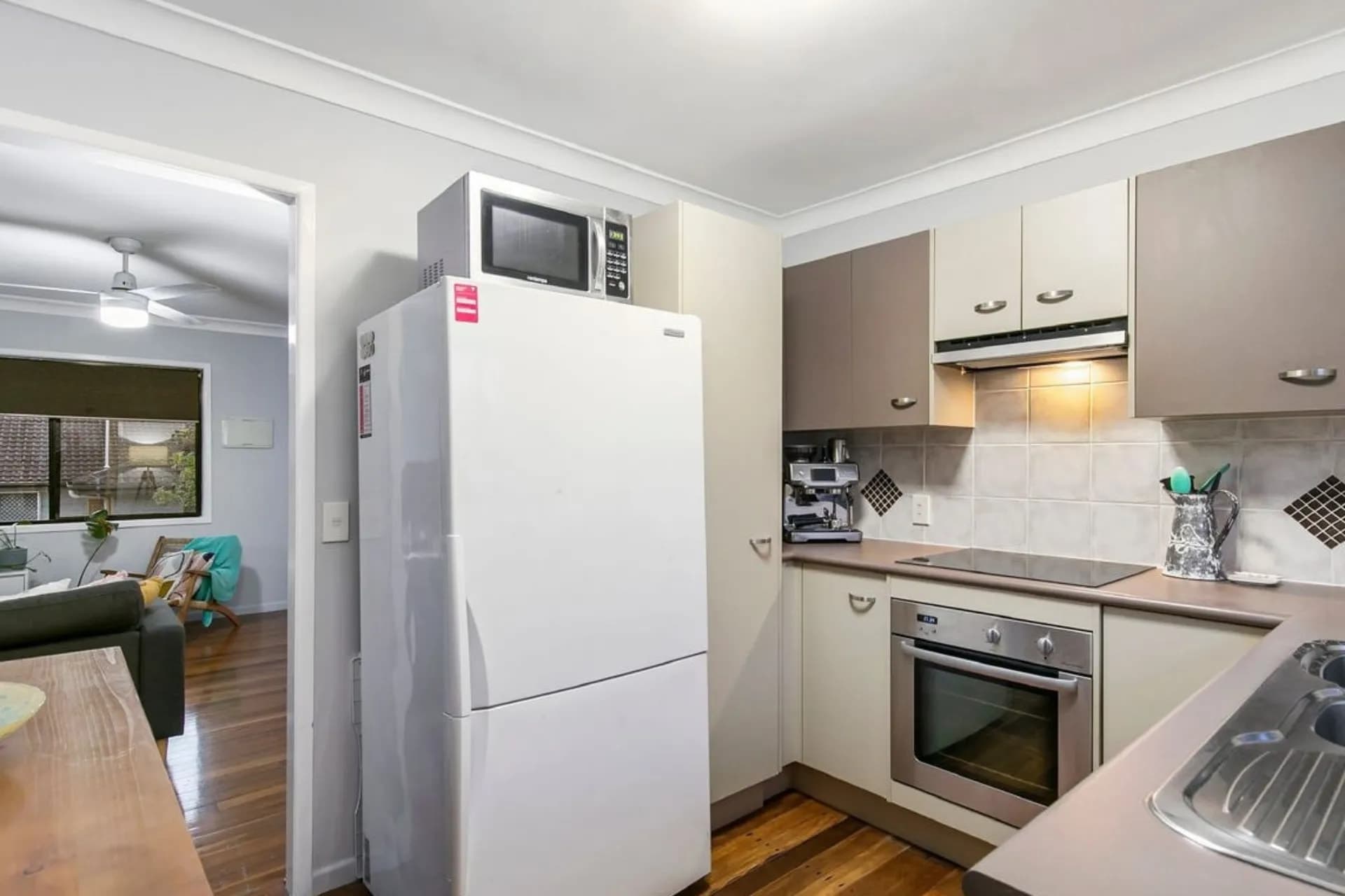1/10 Biran Street, Camp Hill - Thumbnail 5