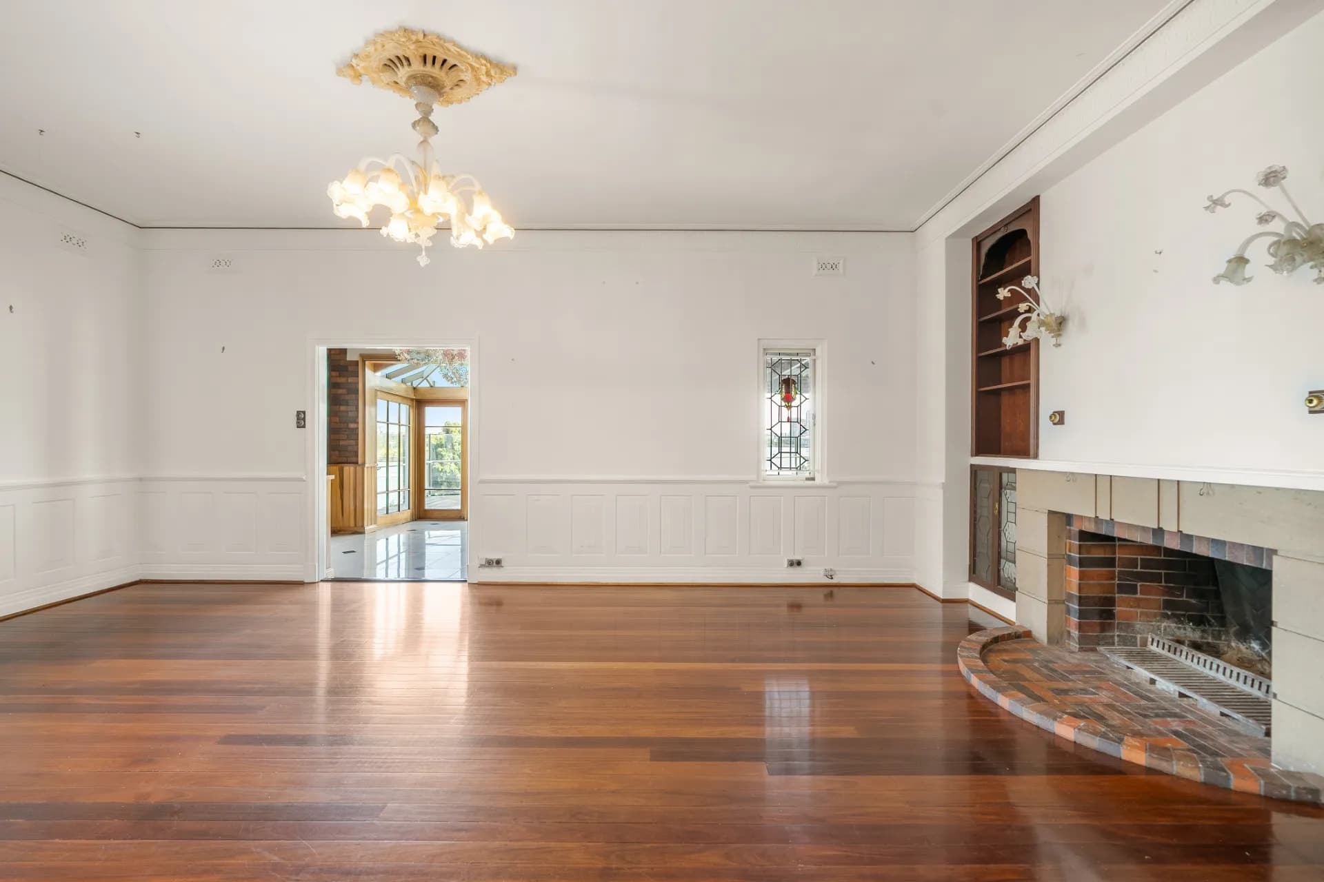 15 Hillside Crescent, Hamilton - Thumbnail 4