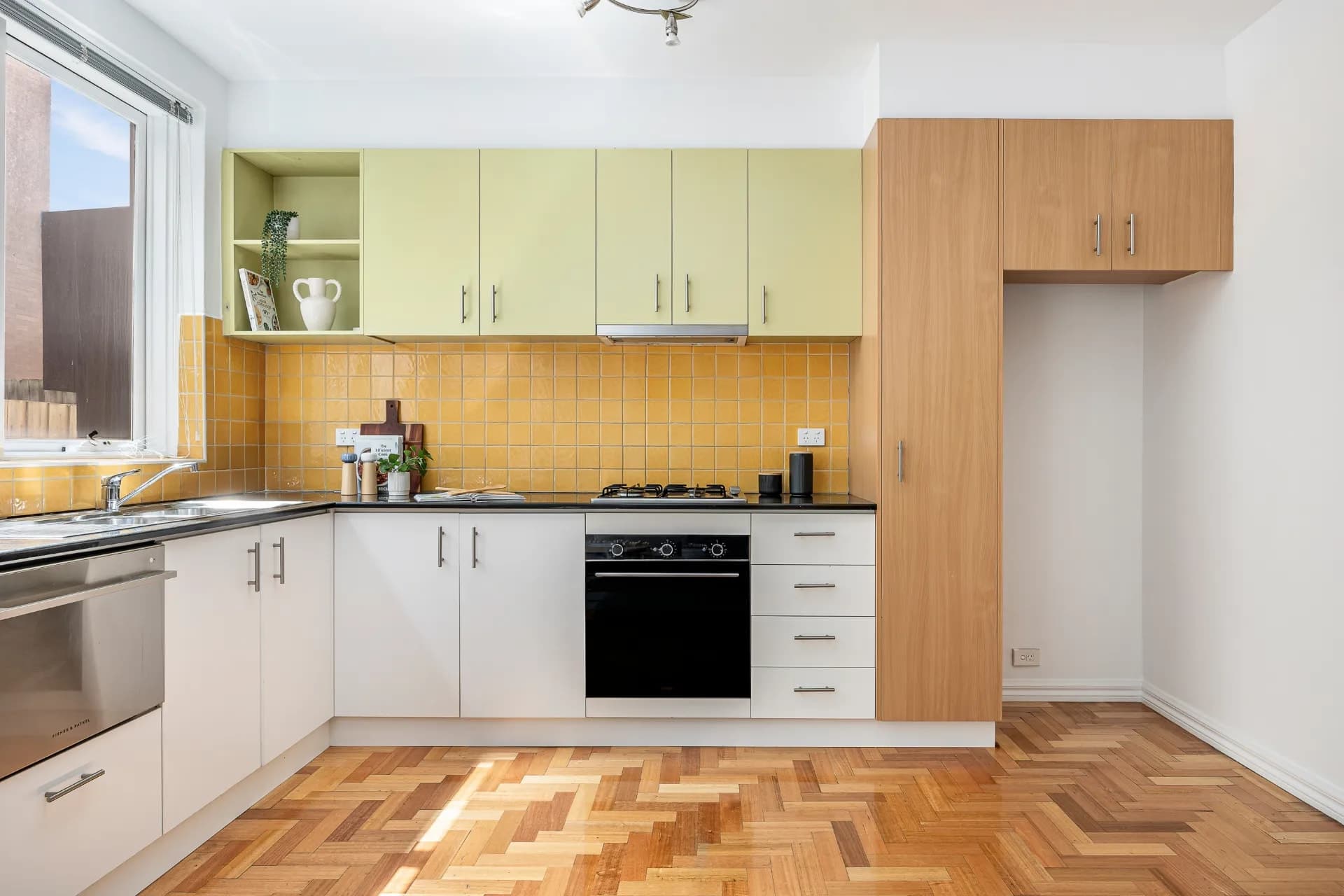 1/313 Dandenong Road, Prahran - Thumbnail 3