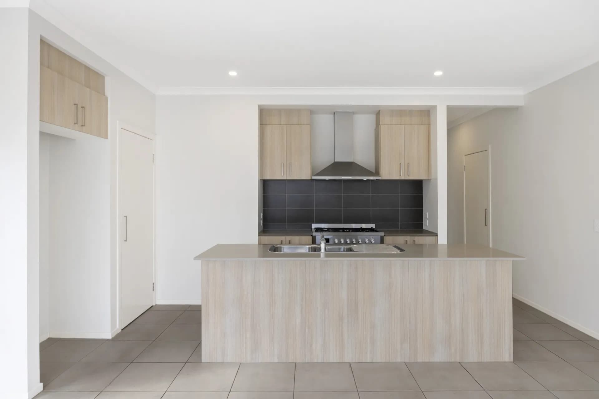34 Crowlands Circuit, Eynesbury, VIC, Eynesbury - Thumbnail 5