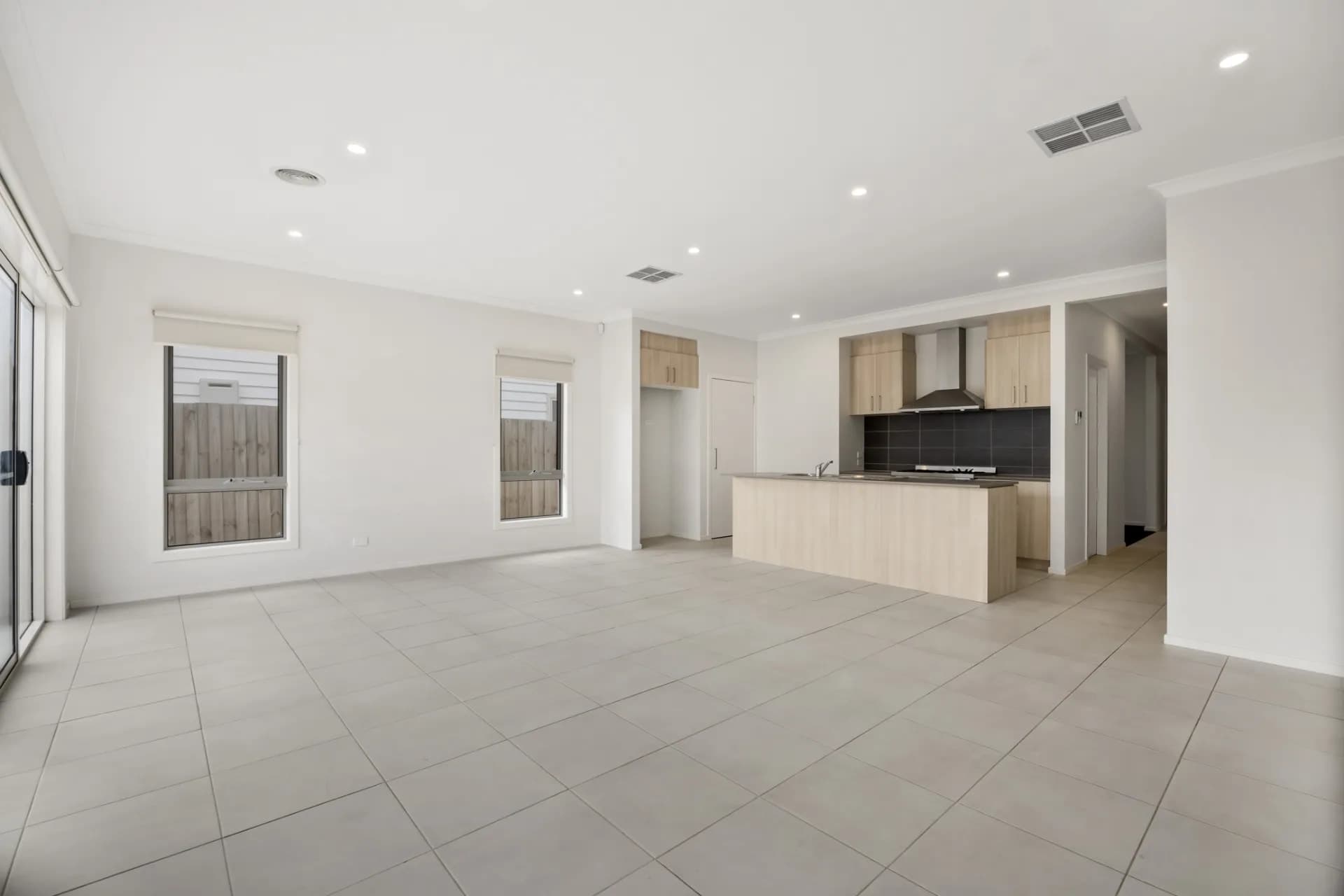 34 Crowlands Circuit, Eynesbury, VIC, Eynesbury - Thumbnail 6