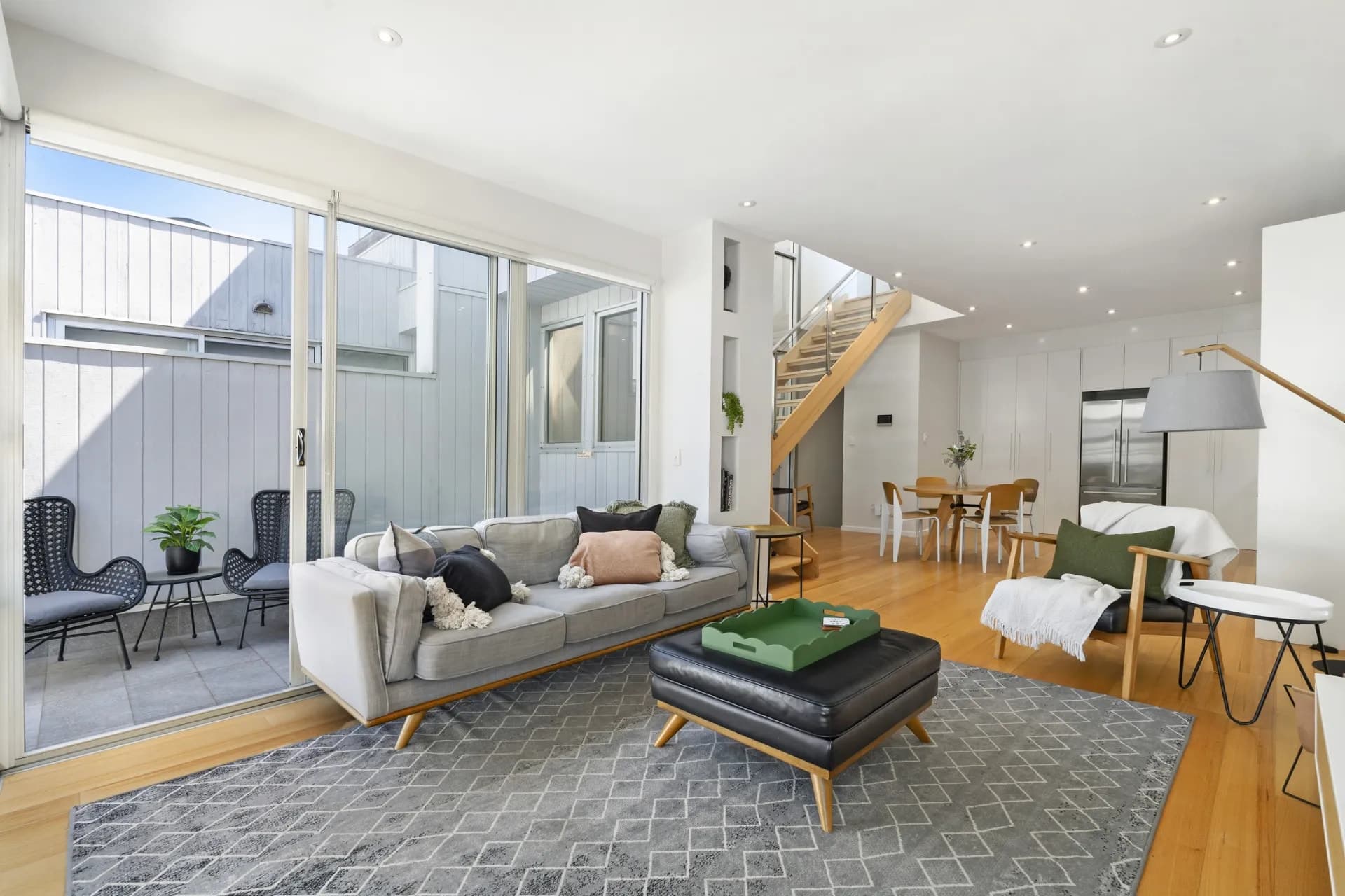 37 Little Dryburgh  Street South, North Melbourne - Image 1