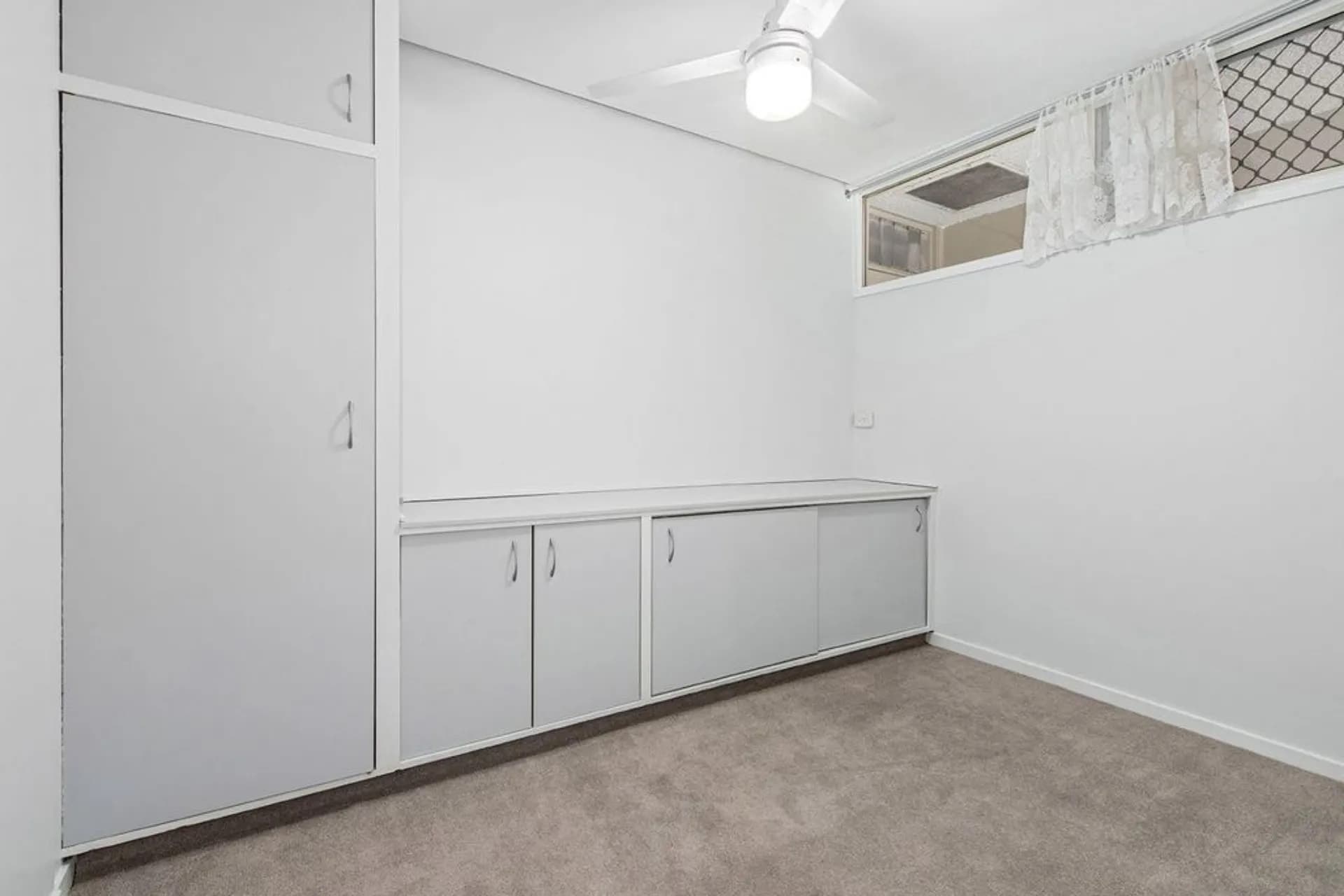 16/256 Kingsford Smith Drive, Hamilton - Thumbnail 5