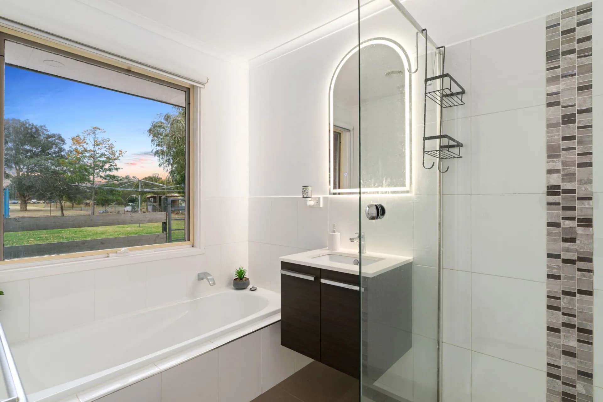 55 Shaws Road, Little River, VIC, Little River - Thumbnail 3