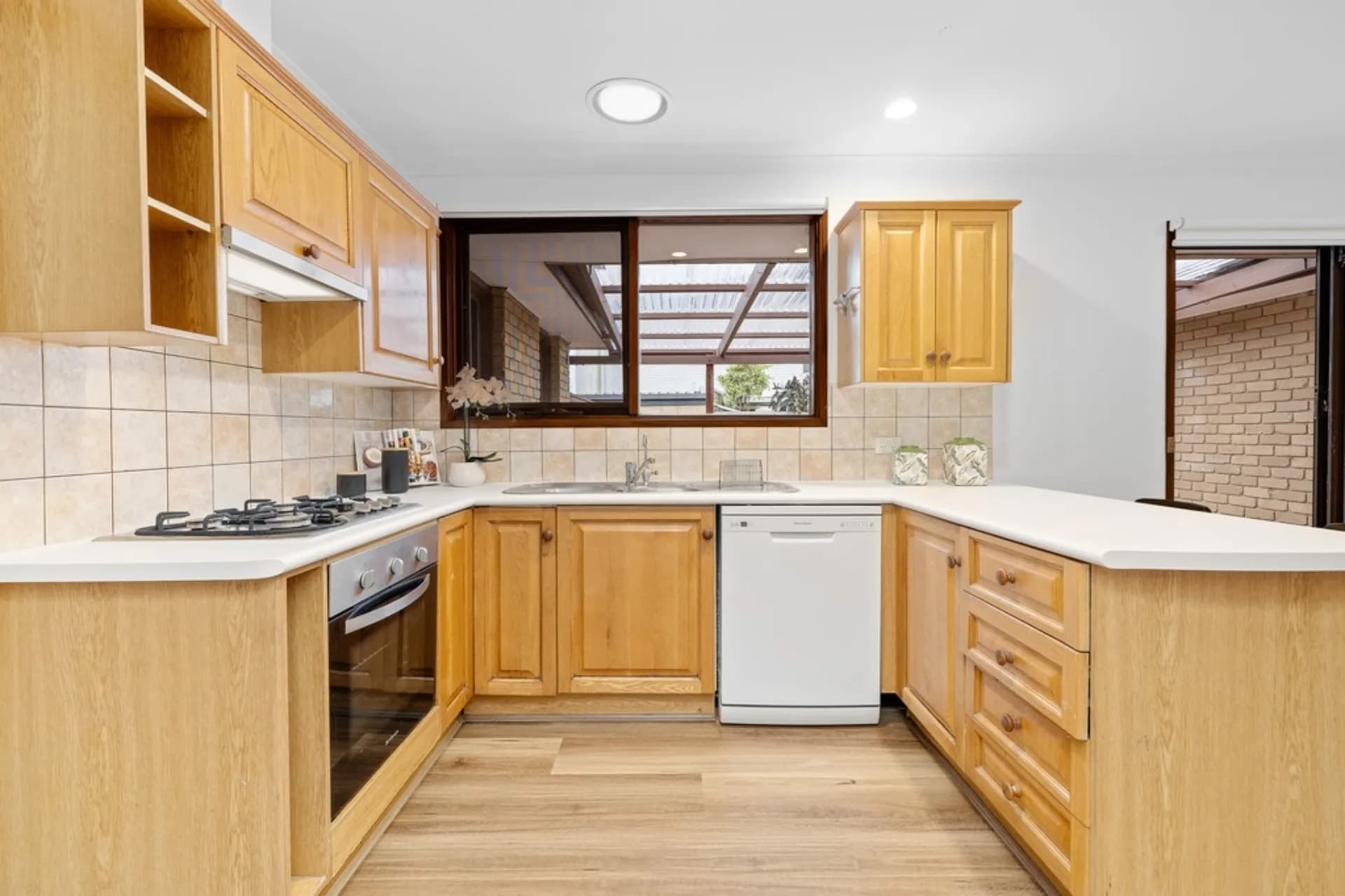 34 Monkhouse Drive, Endeavour Hills - Thumbnail 8