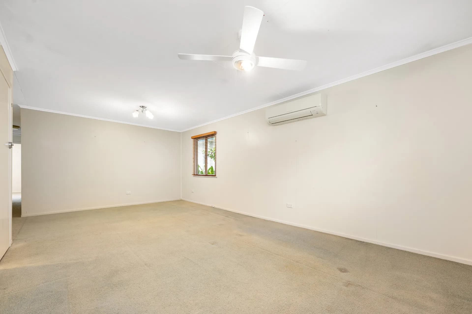 33 Lance Street, Sherwood - Thumbnail 5