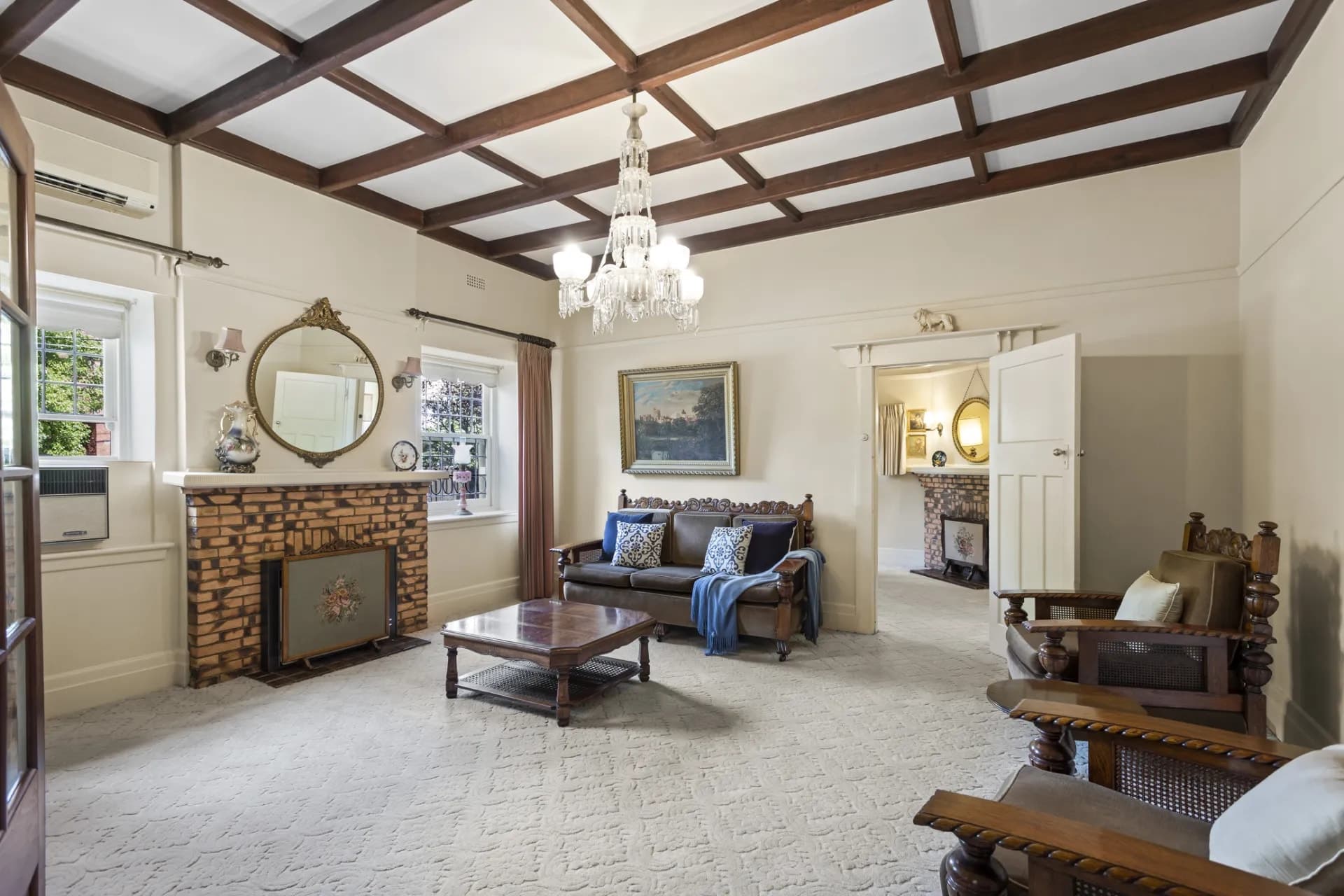 7 Holroyd Avenue, St Kilda East - Thumbnail 2
