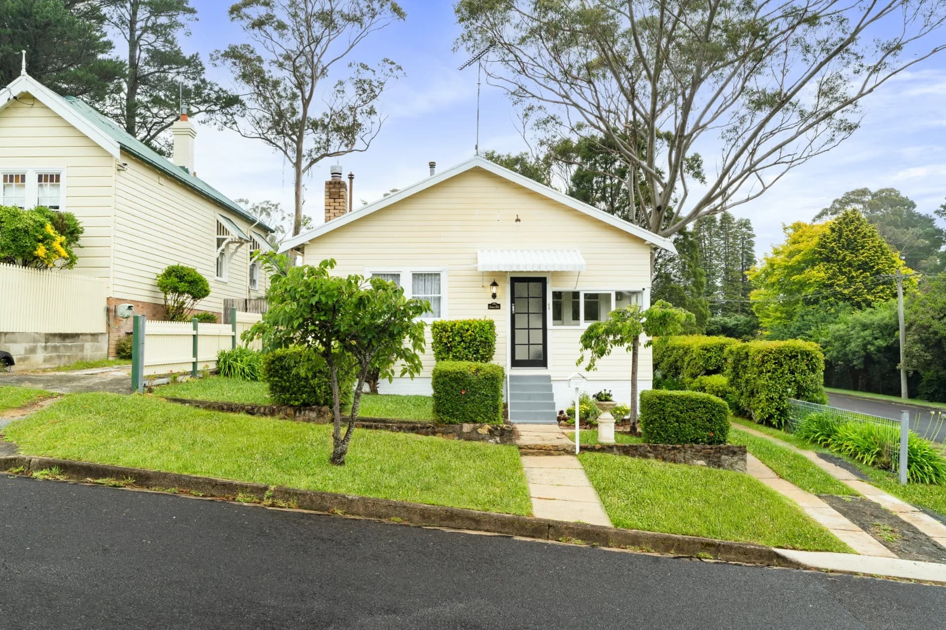 1 Warialda Street, Katoomba - Image 1