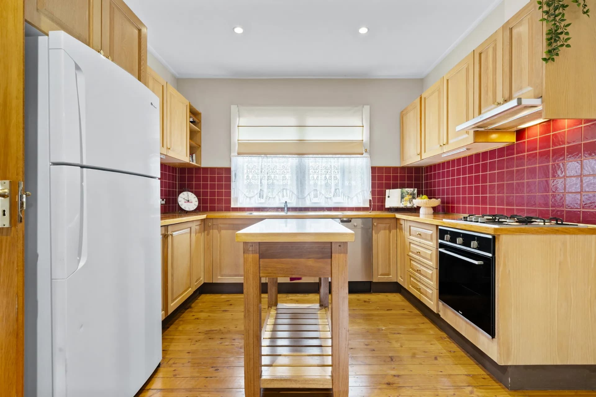 1 Warialda Street, Katoomba - Thumbnail 3