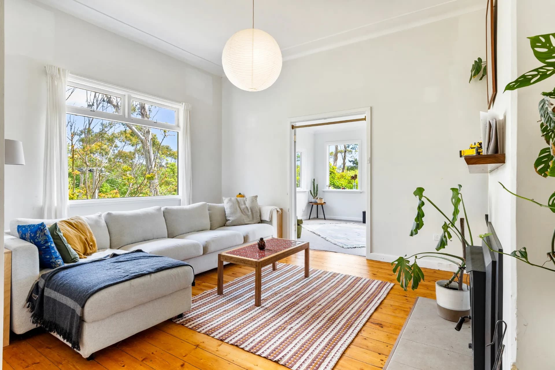 31 Camp Street, Katoomba - Thumbnail 2