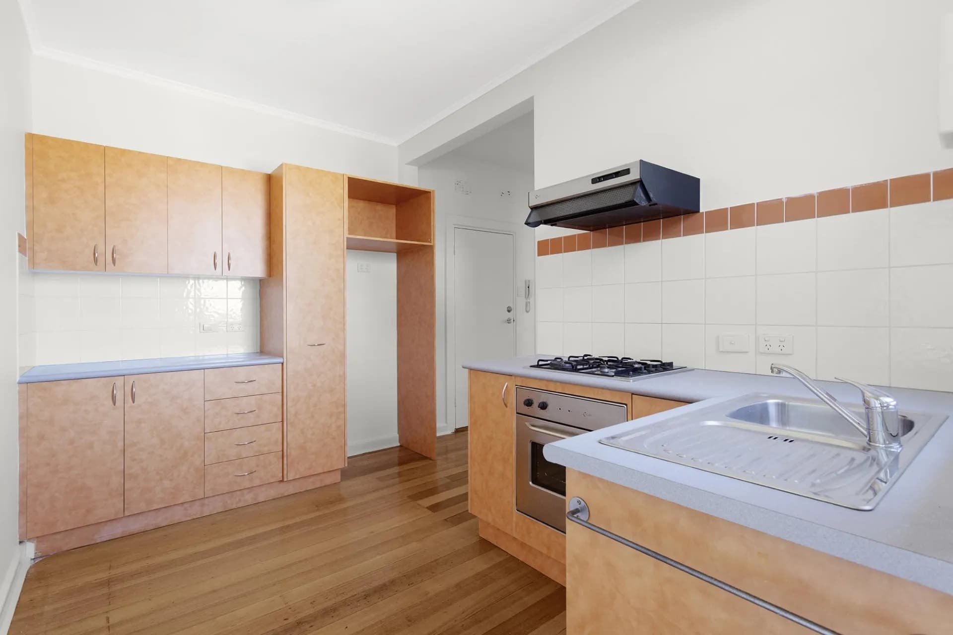 12/317 Inkerman Street, Balaclava - Thumbnail 2