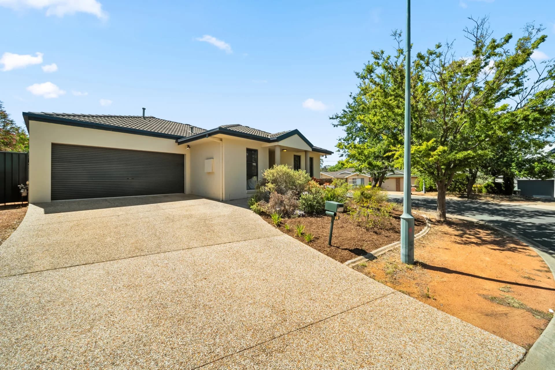 38 Norman Fisher Circuit, Bruce - Thumbnail 4