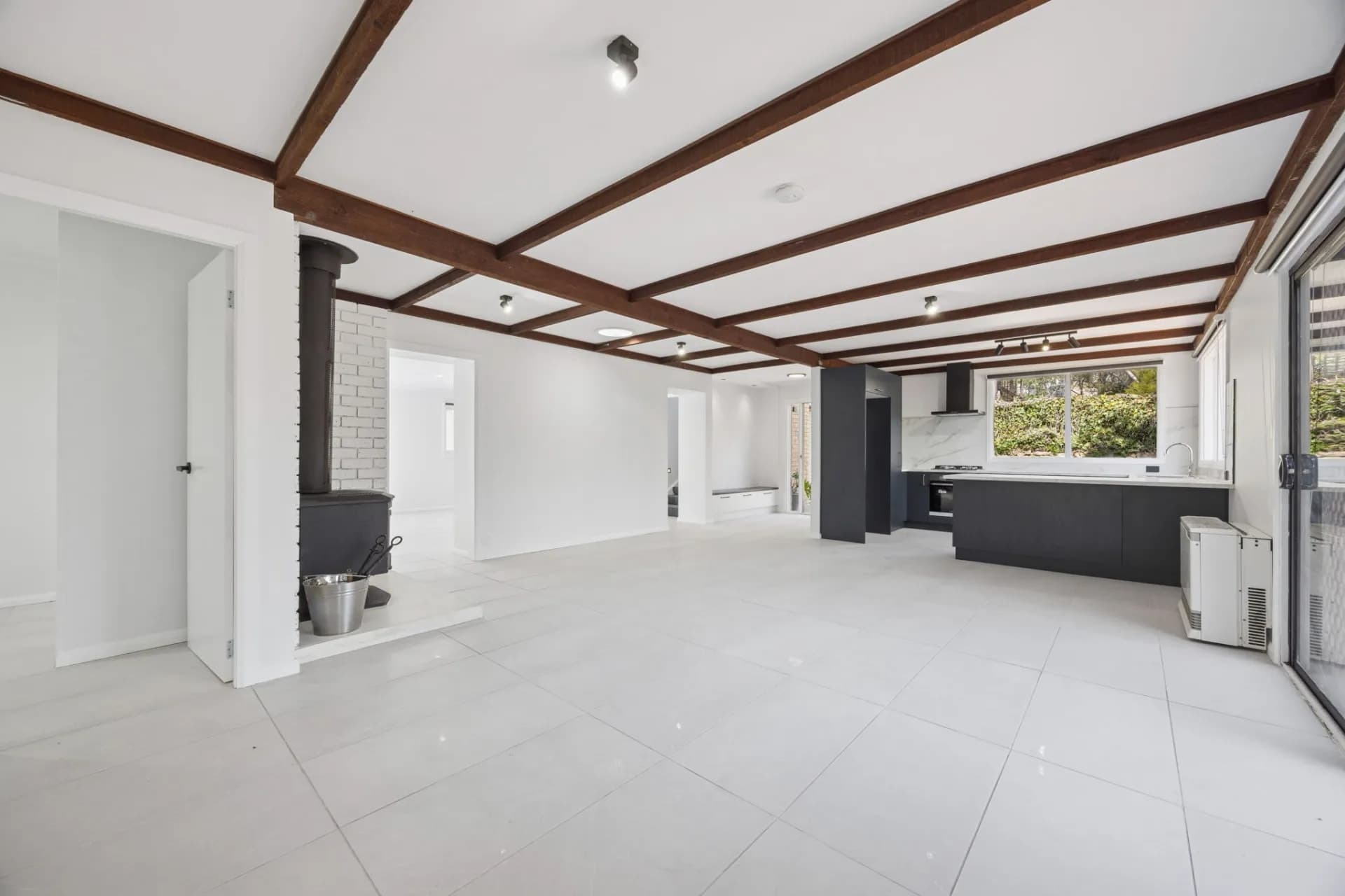 7 Giwang Street, Cooma, NSW, Cooma - Thumbnail 6