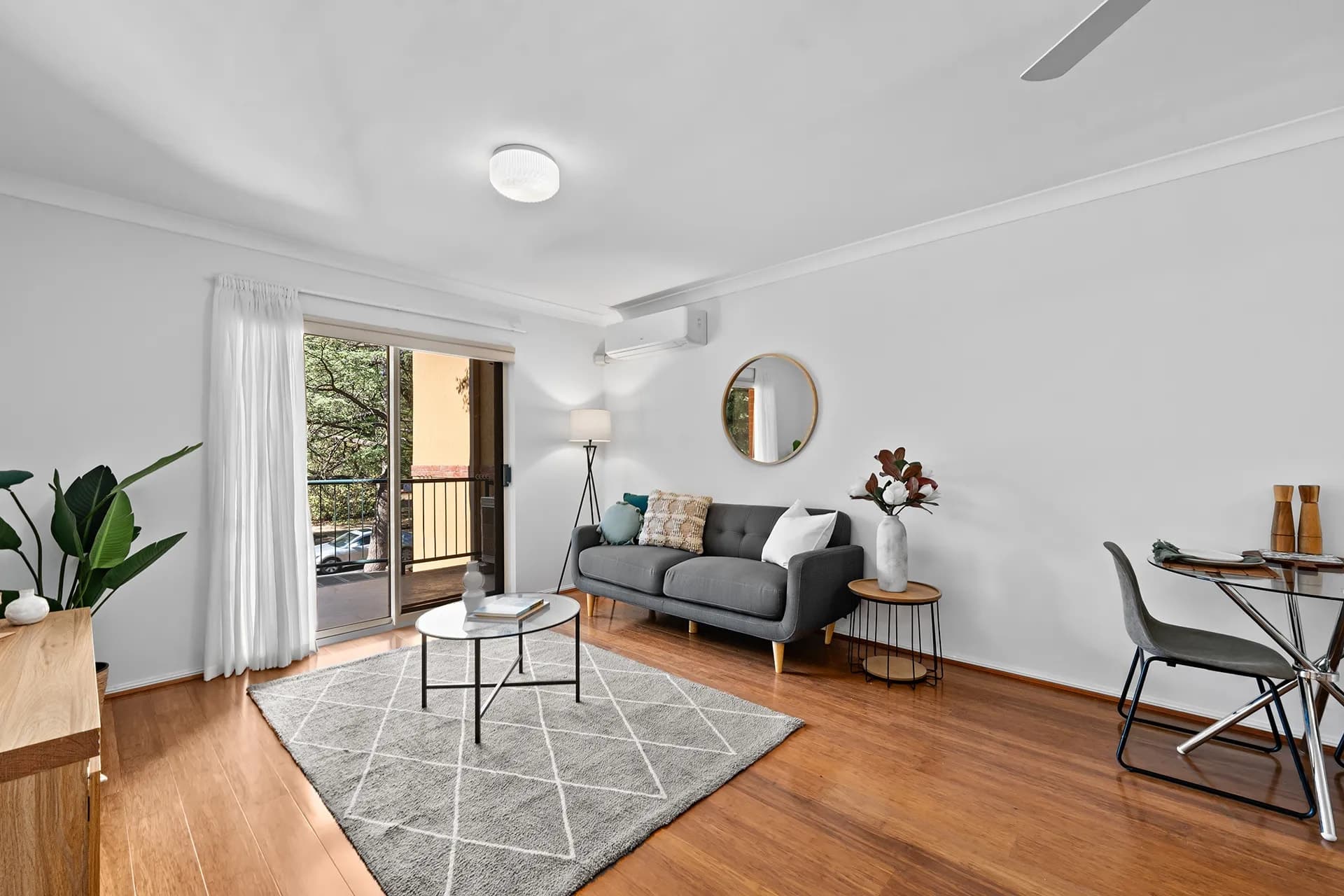 43/25 Fawkner Street, Braddon - Thumbnail 3