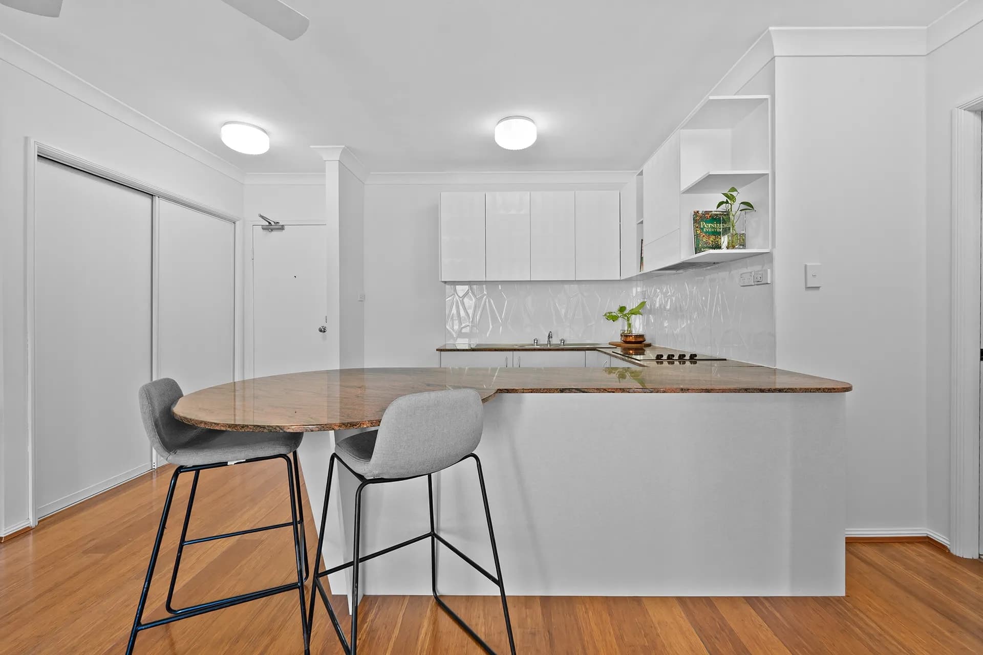 43/25 Fawkner Street, Braddon - Thumbnail 5
