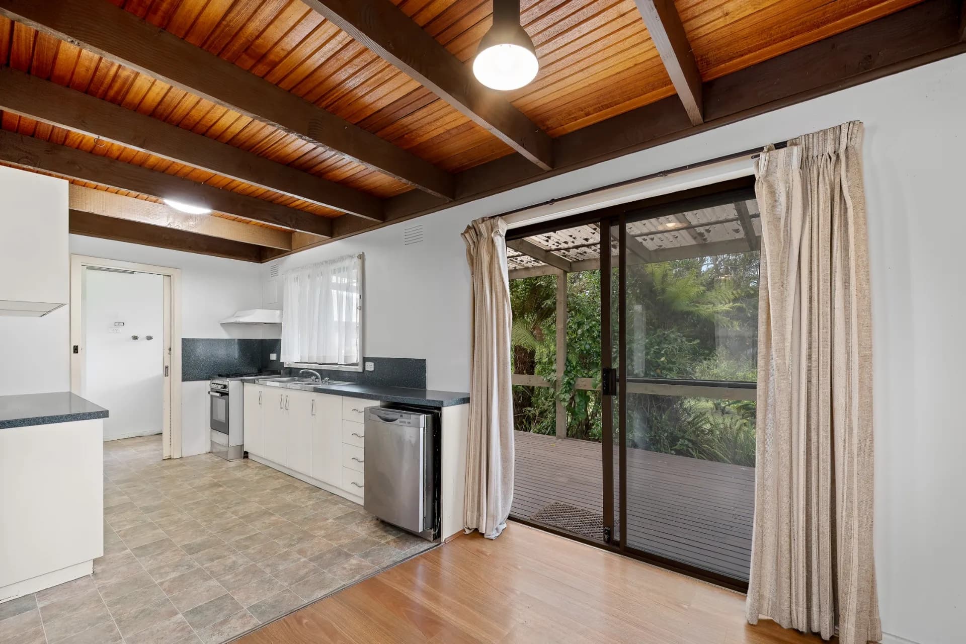 13 Paterson Street, Rosebud - Thumbnail 3