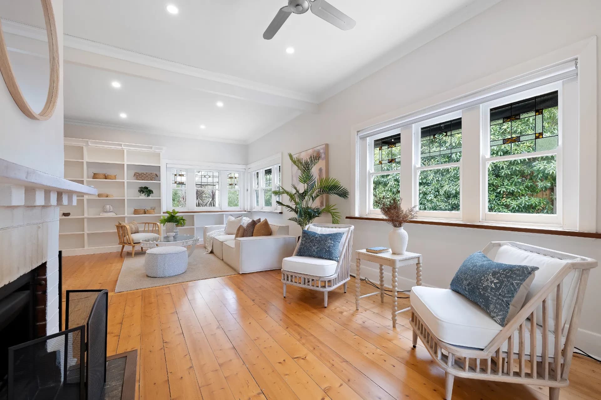 6 Birdwood Avenue, Mornington, VIC, Mornington - Thumbnail 2