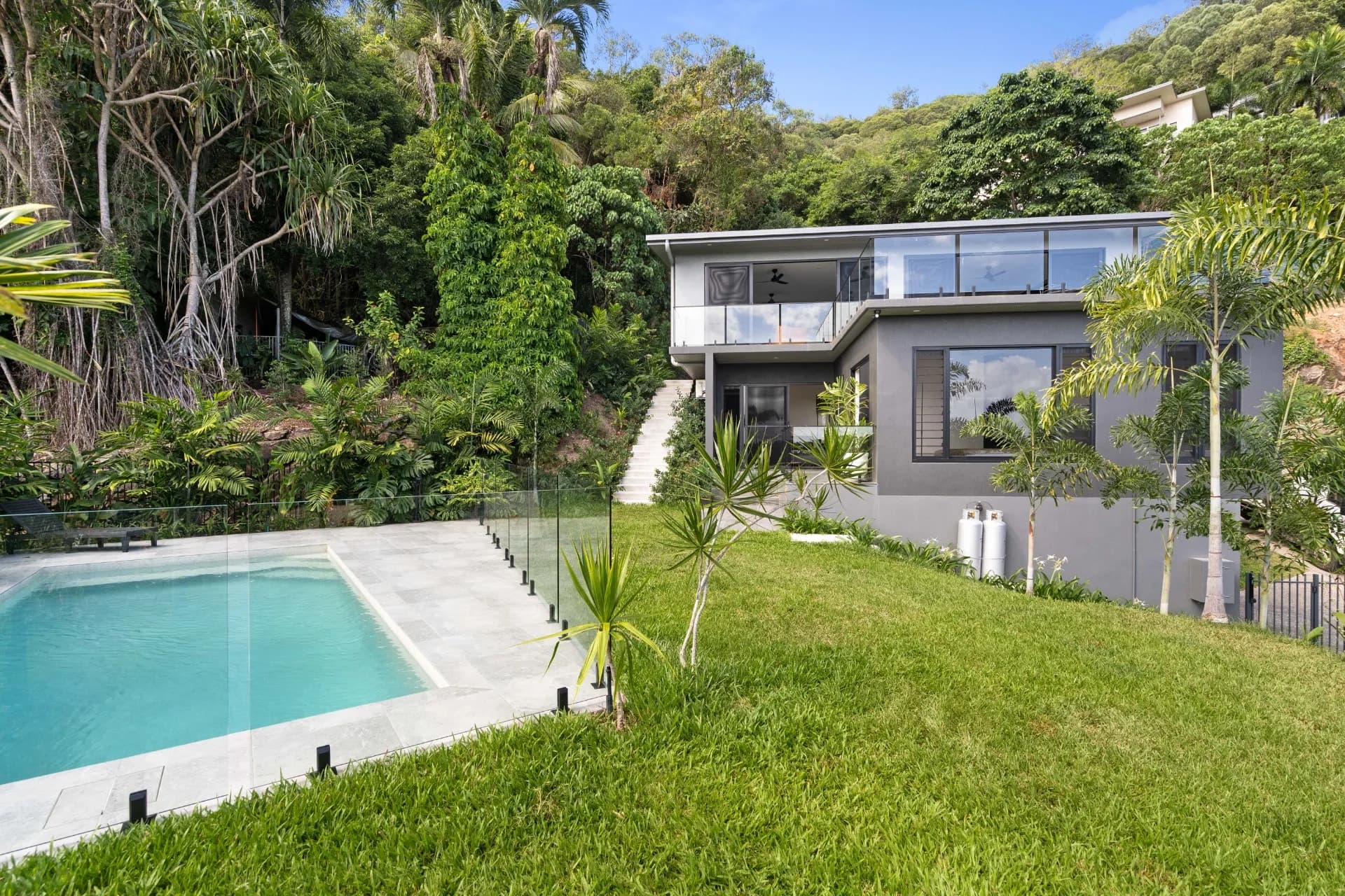 11 Seascape Close, Palm Cove, QLD, Palm Cove - Thumbnail 2