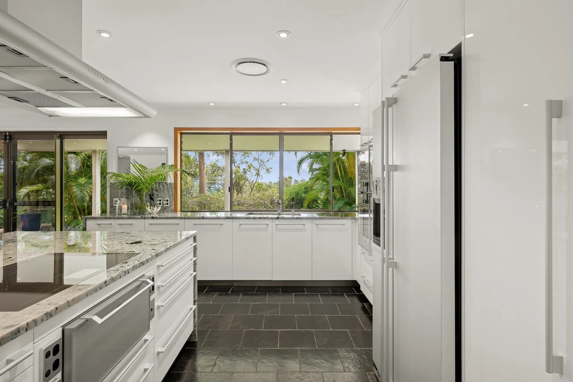 7 Vonne Court, Camp Mountain, QLD, Camp Mountain - Thumbnail 3