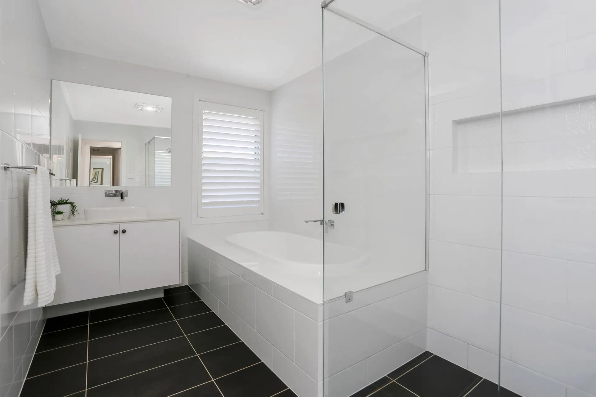 27 Whitsunday Circuit, North Kellyville, NSW, North Kellyville - Thumbnail 8