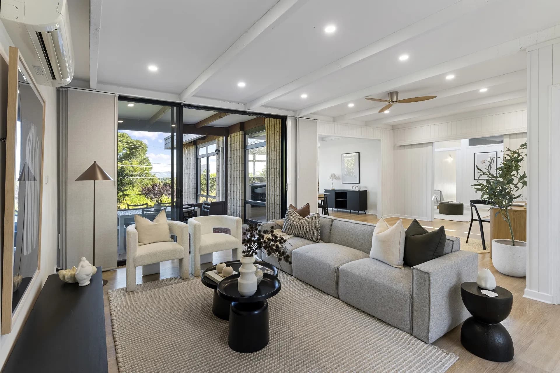 90 Flockhart Avenue, Valley View - Thumbnail 4