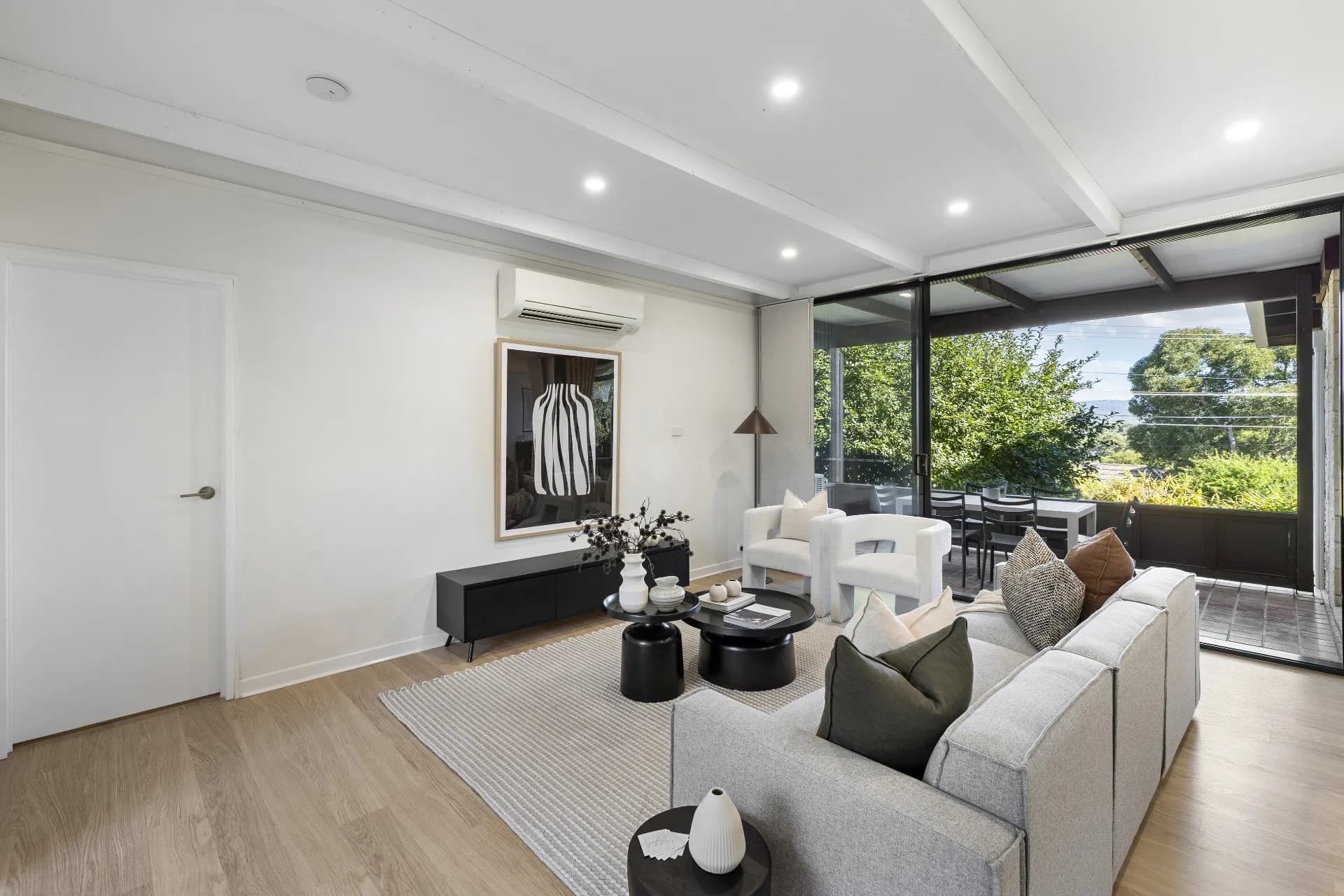 90 Flockhart Avenue, Valley View - Thumbnail 5
