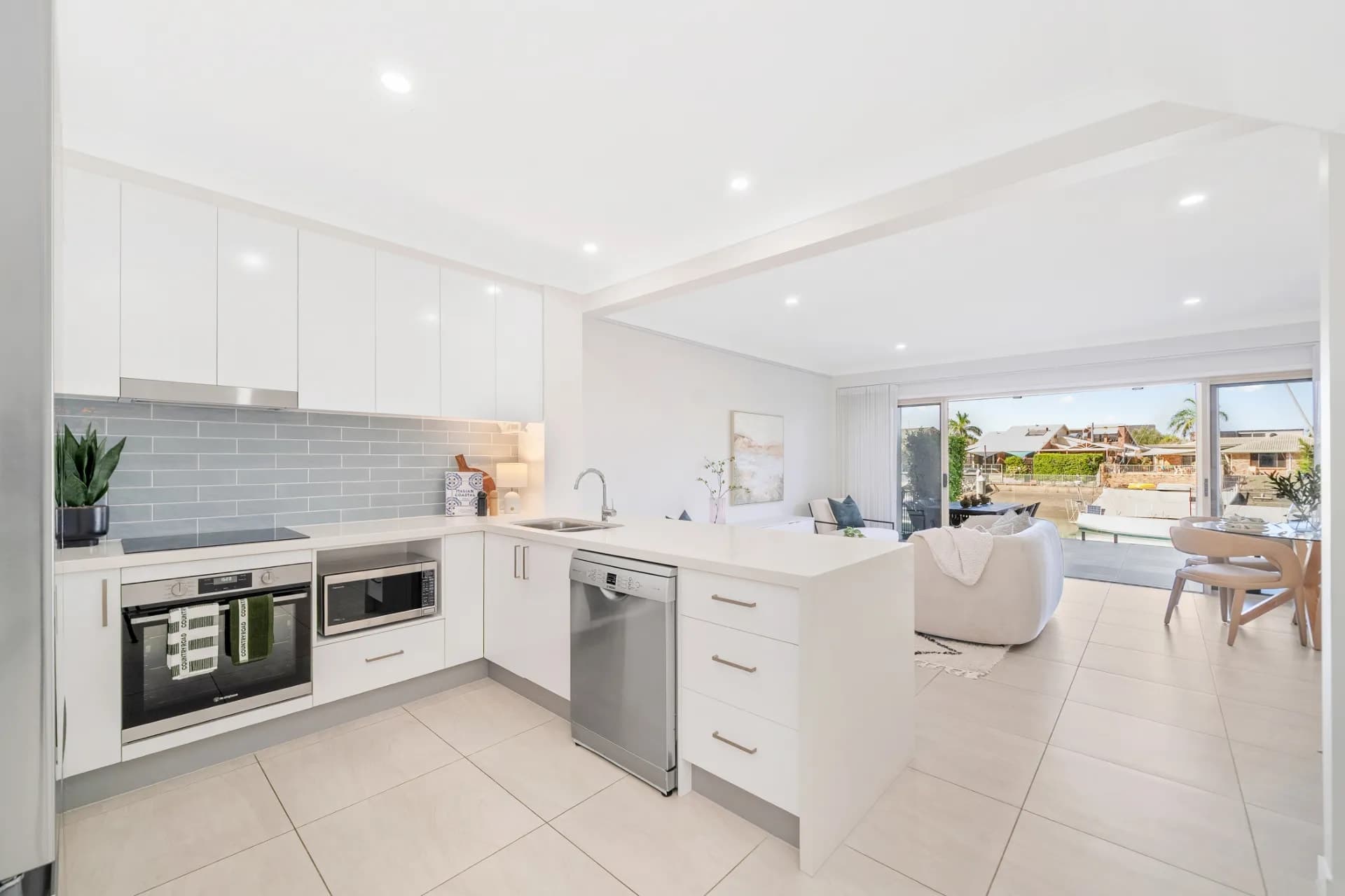 22/156 Griffith Road, Newport, QLD, Newport - Thumbnail 2
