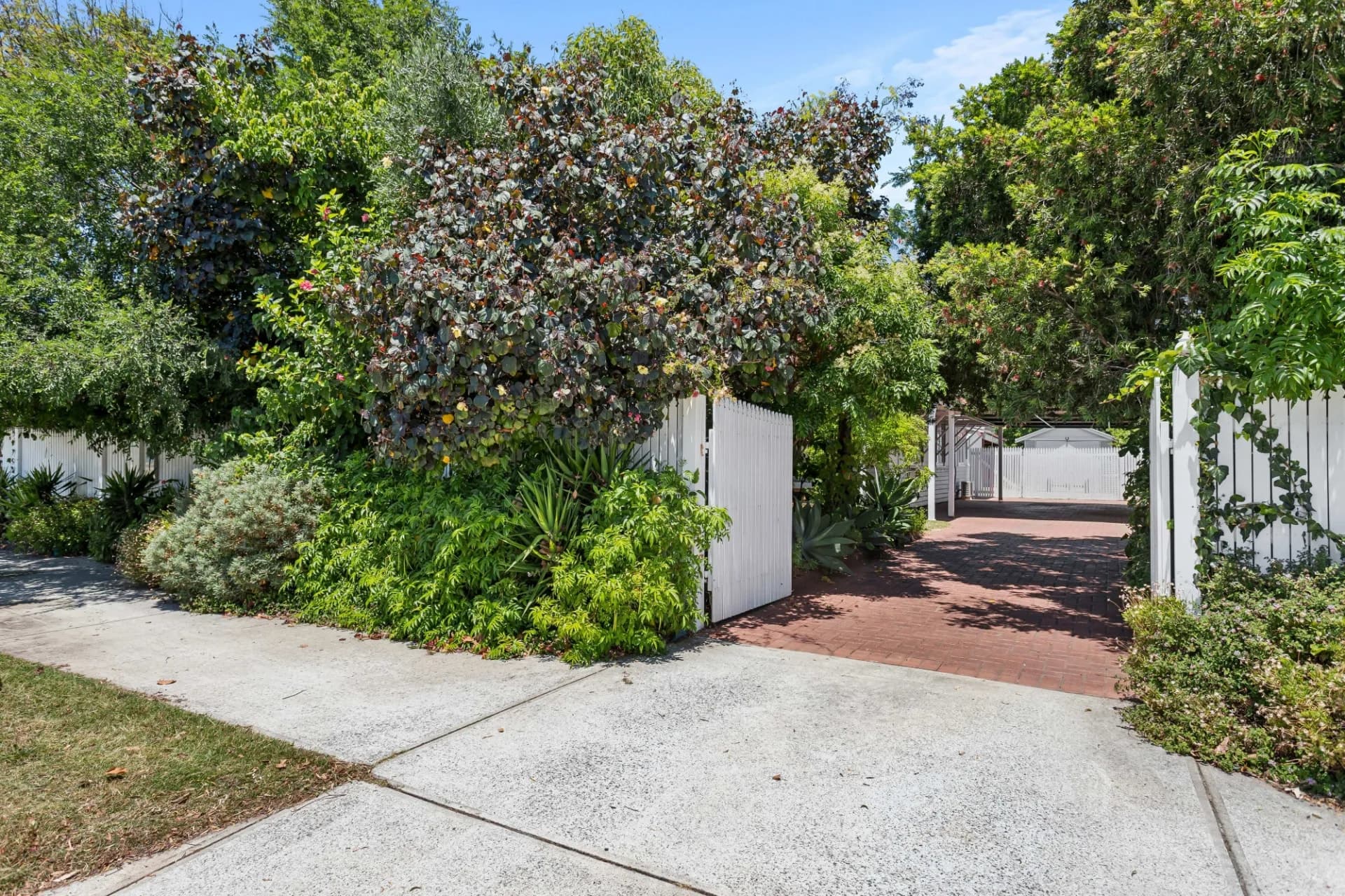 127 Queens Road, South Guildford, WA, South Guildford - Thumbnail 7