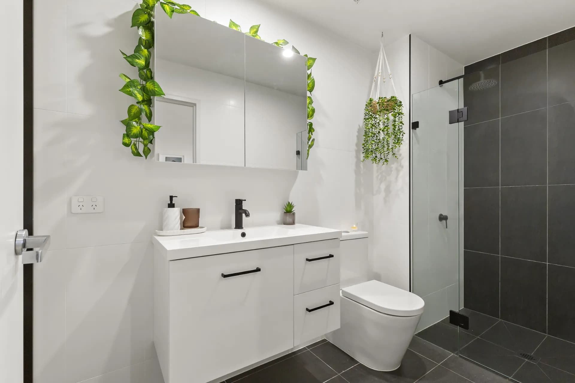 1504/2 Charles Street, Charlestown - Thumbnail 6