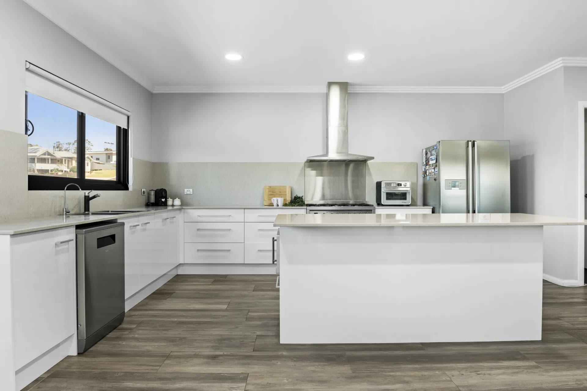 37 Springfield Drive, Mollymook, NSW, Mollymook - Thumbnail 2