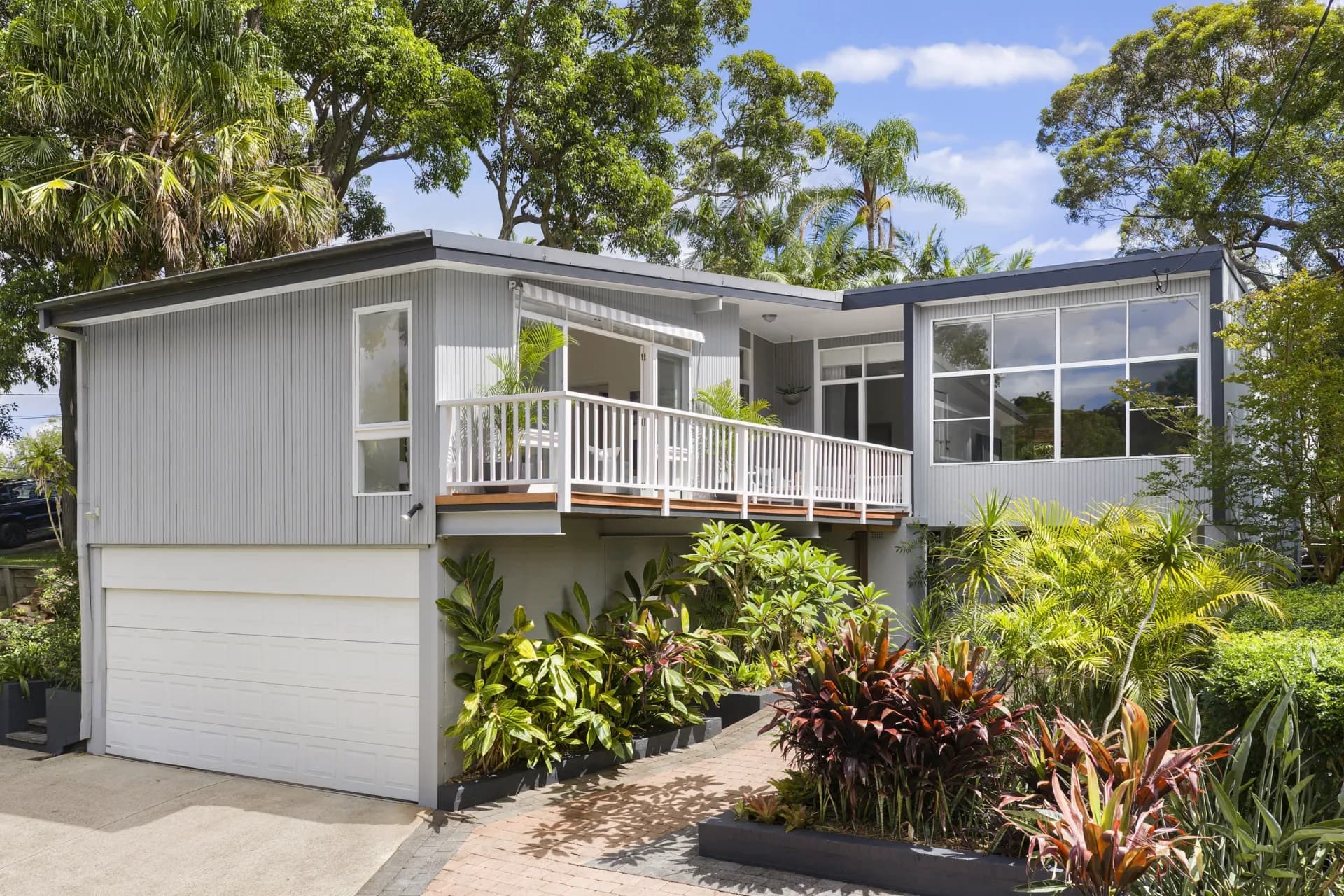 57 Crescent Road, Newport - Image 1