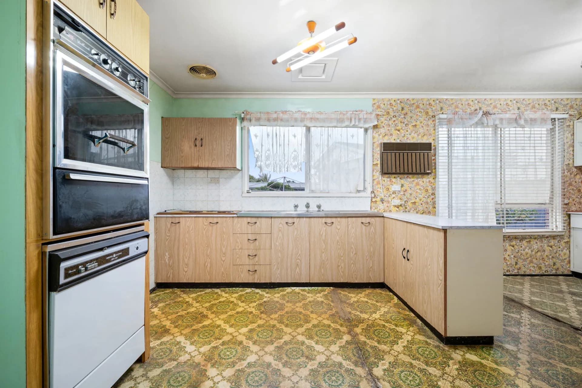 17 Baden Drive, Hoppers Crossing - Thumbnail 5