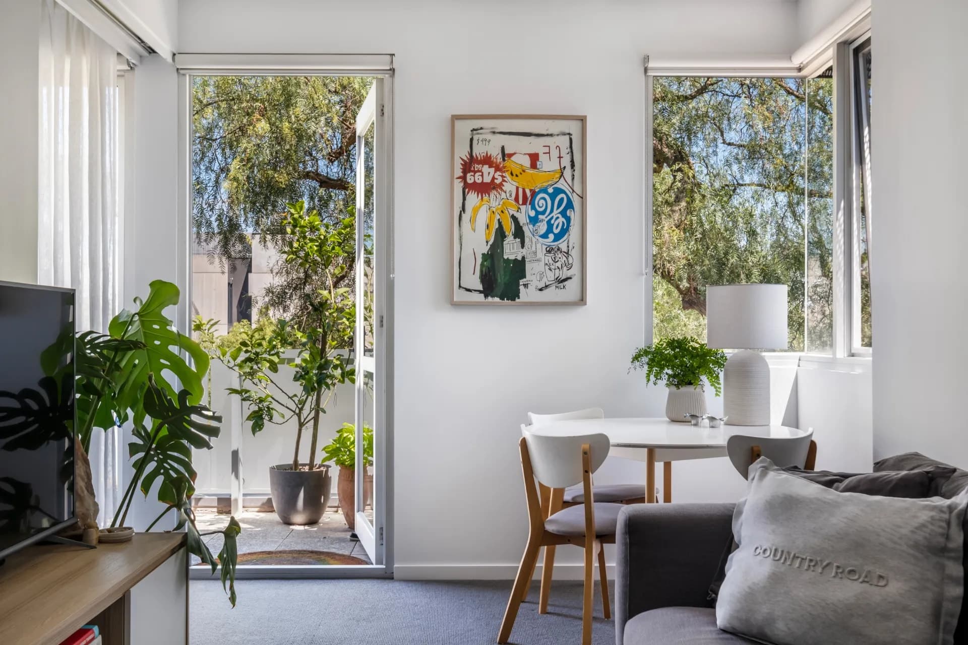 207/33 James Street, Prahran - Thumbnail 2